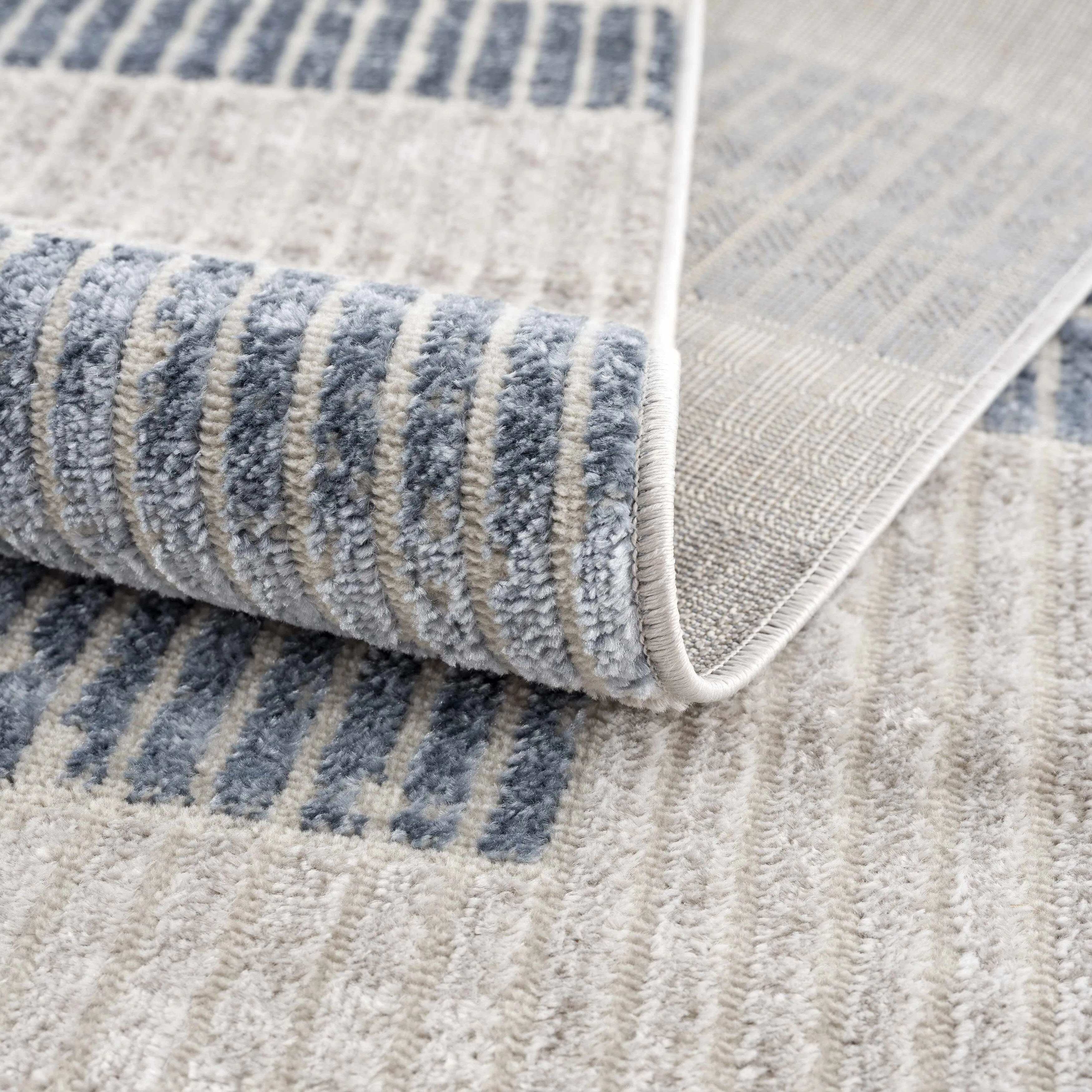 Hauteloom Calum Living Room. Bedroom Area Rug - Farmhouse - High Pile - Pink.Gray - 7'9 x 9'6