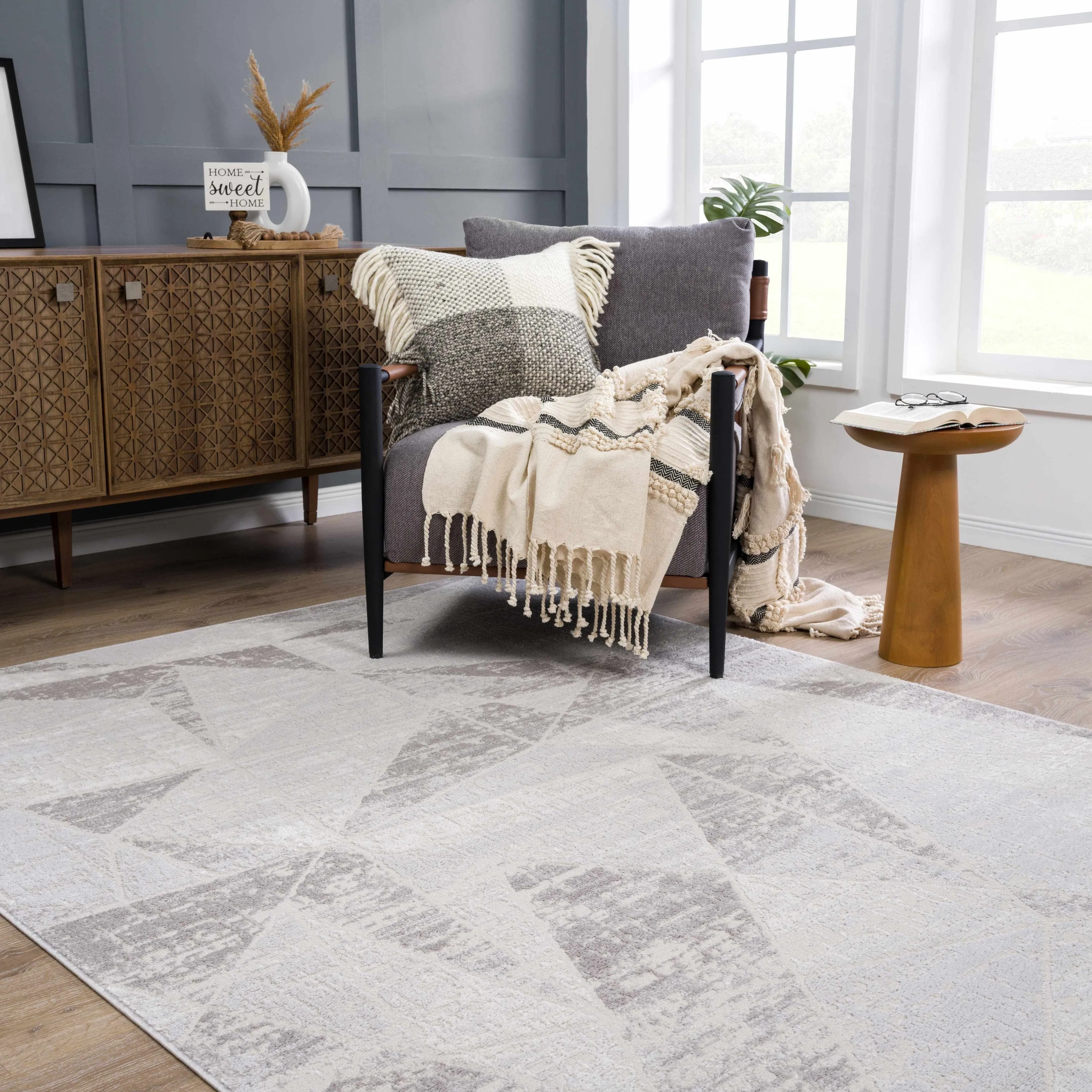 Hauteloom Calum Living Room. Bedroom Area Rug - Farmhouse - High Pile - Pink.Gray - 7'9 x 9'6