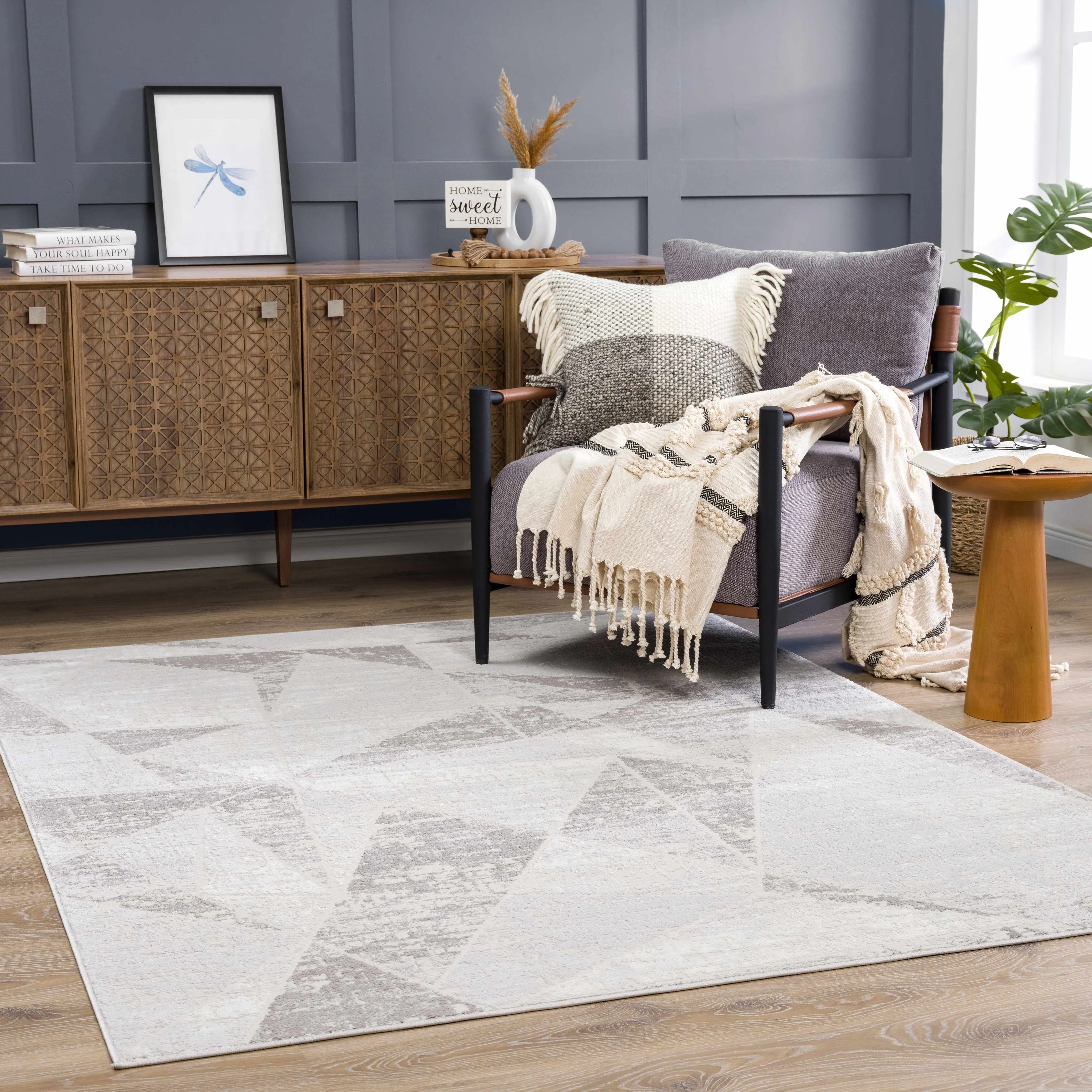 Hauteloom Calum Living Room. Bedroom Area Rug - Farmhouse - High Pile - Pink.Gray - 7'9 x 9'6