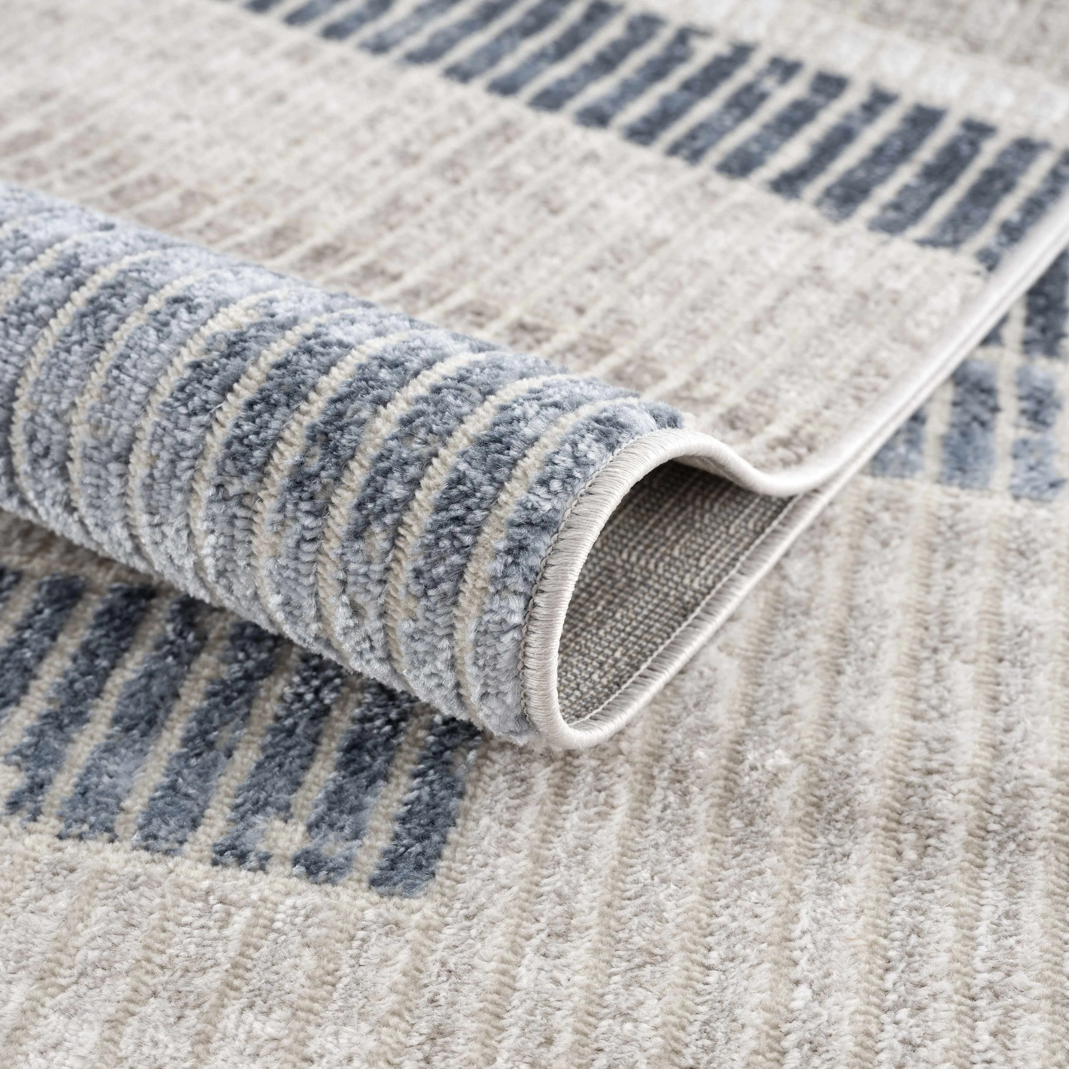 Hauteloom Calum Living Room. Bedroom Area Rug - Farmhouse - High Pile - Pink.Gray - 7'9 x 9'6