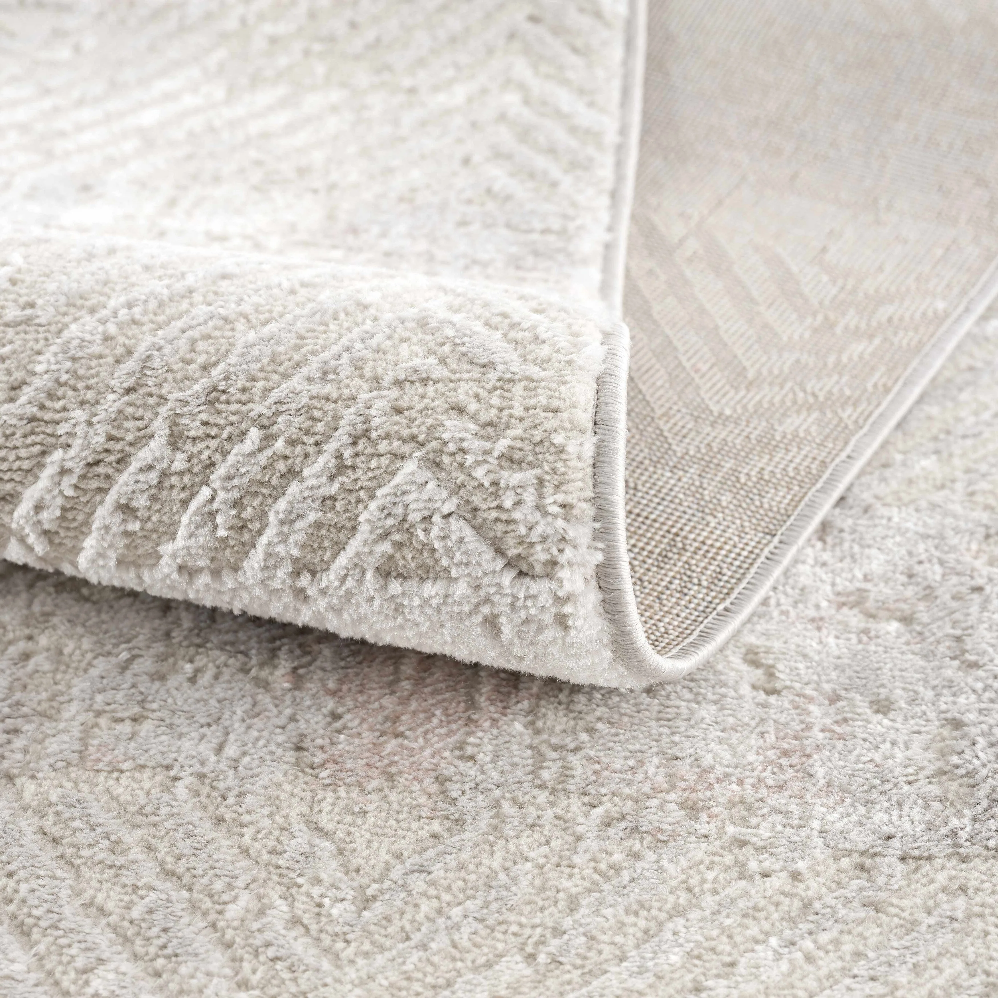 Hauteloom Calum Living Room. Bedroom Area Rug - Farmhouse - High Pile - Pink.Gray - 7'9 x 9'6