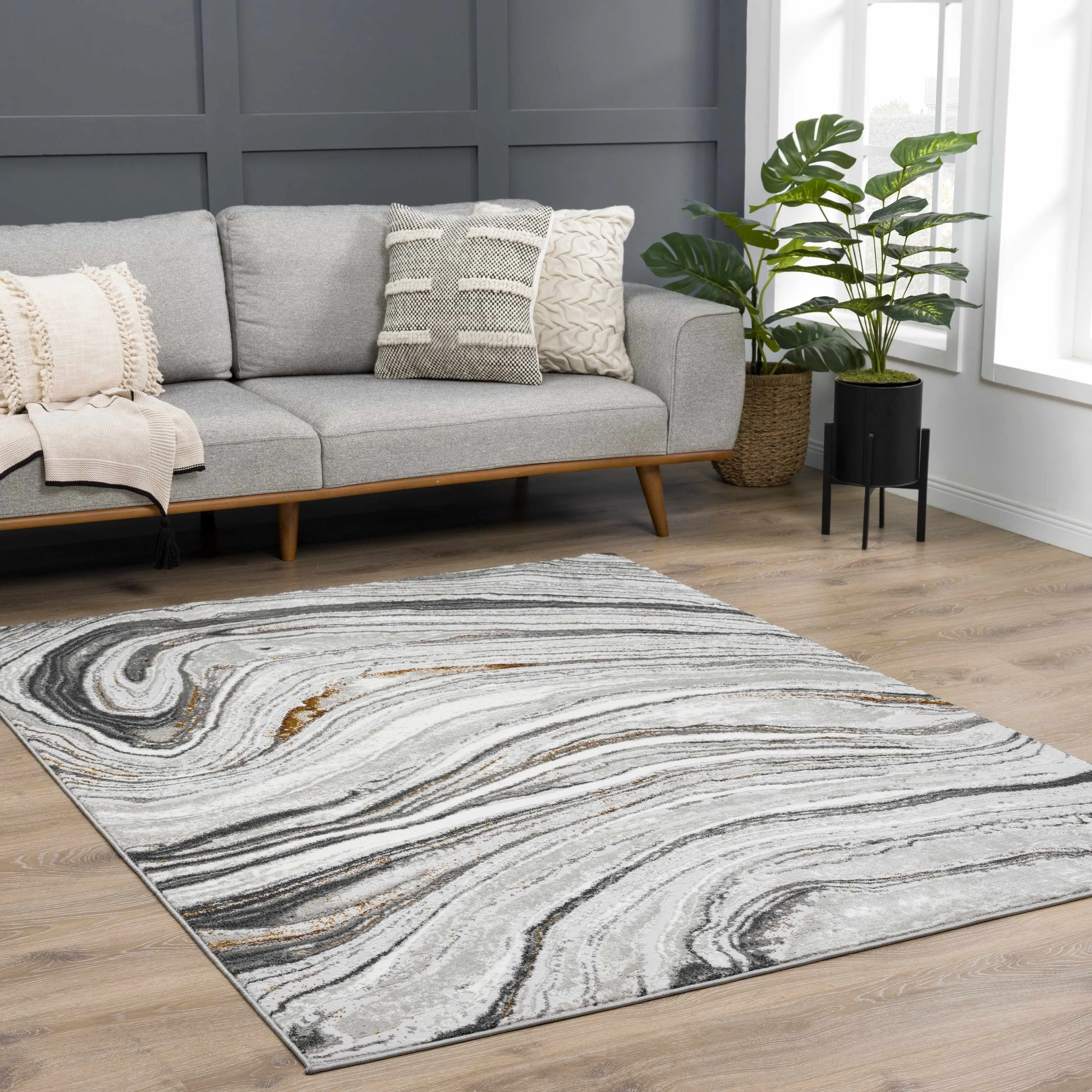 Hauteloom Liverpool Living Room. Bedroom Area Rug - Contemporary - Cream.Green - 7'10 x 10'