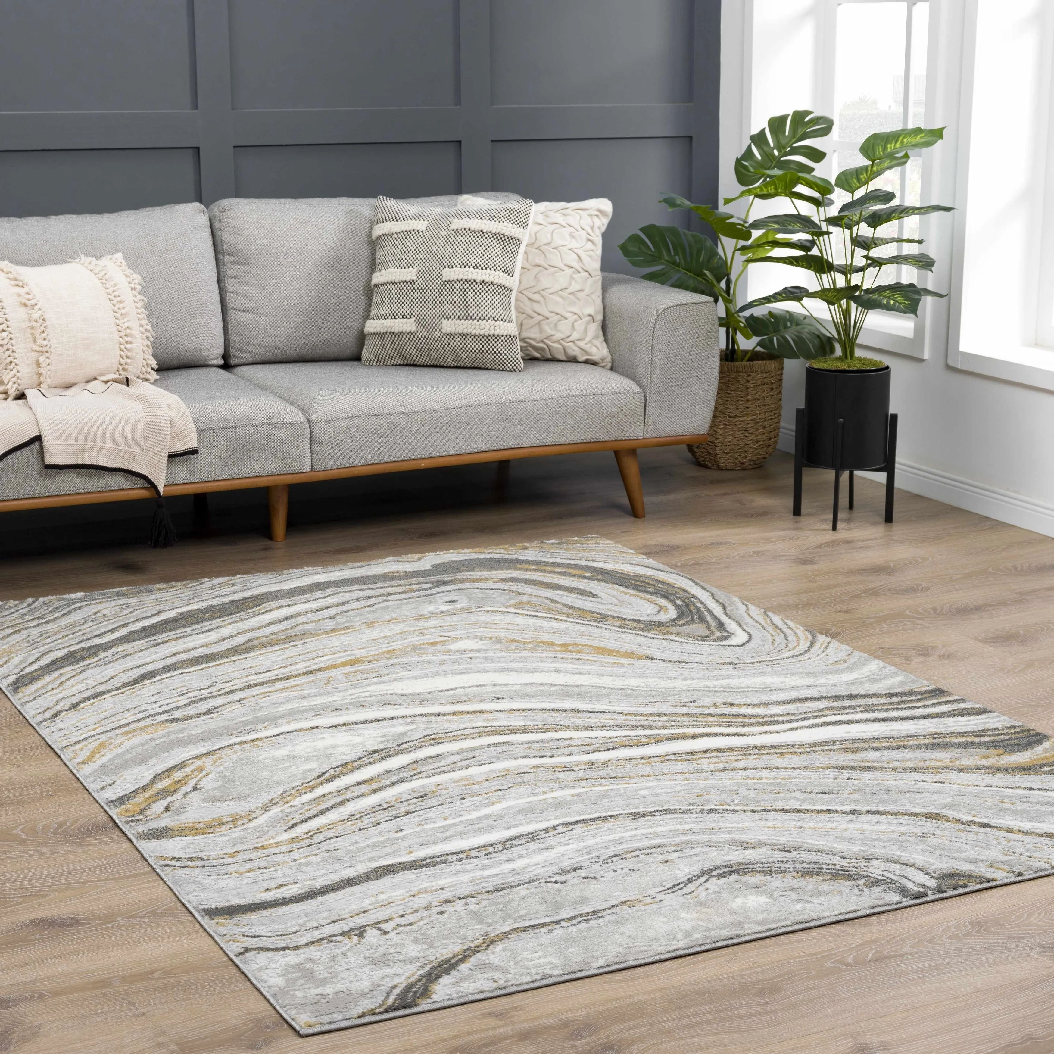 Hauteloom Liverpool Living Room. Bedroom Area Rug - Contemporary - Cream.Green - 7'10 x 10'