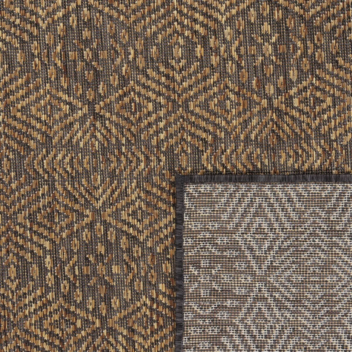 Indoor & Outdoor Rug with Modern Aztec Pattern