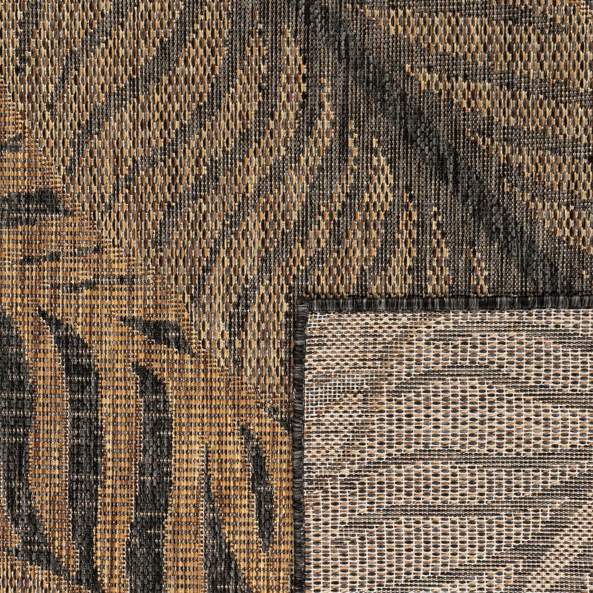 Indoor & Outdoor Rug with Palm Leaf Pattern