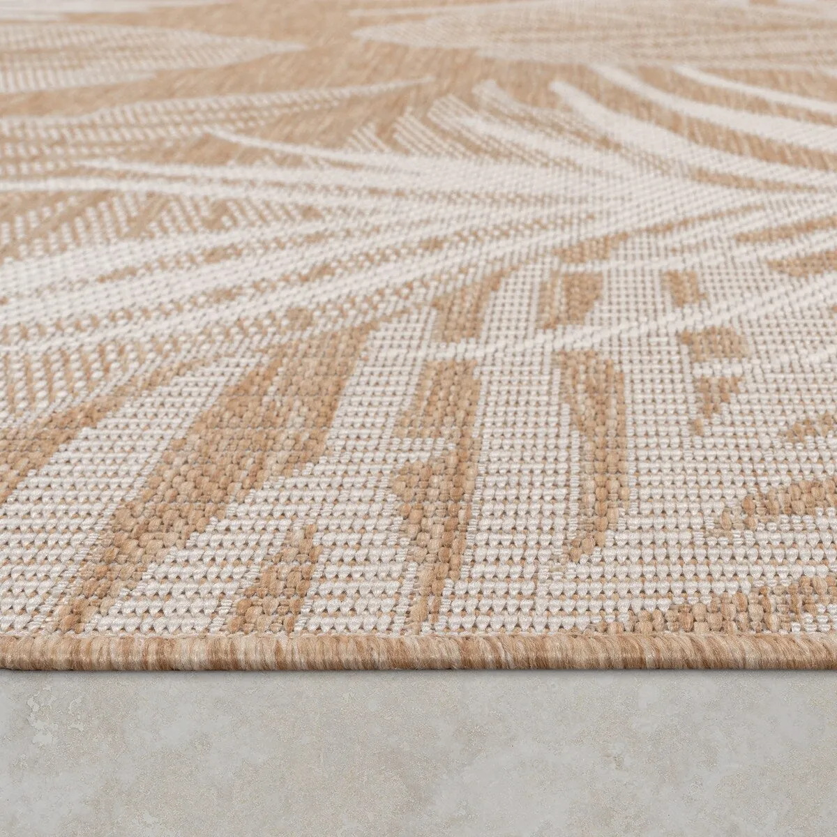Indoor & Outdoor Rug with Palm Leaf Pattern