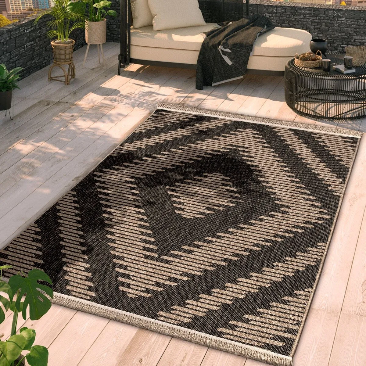 Indoor and Outdoor Rug Natural Look with Diamond Pattern
