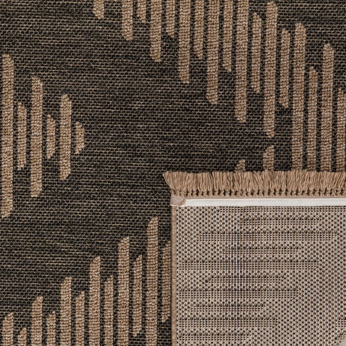 Indoor and Outdoor Rug Natural Look with Diamond Pattern