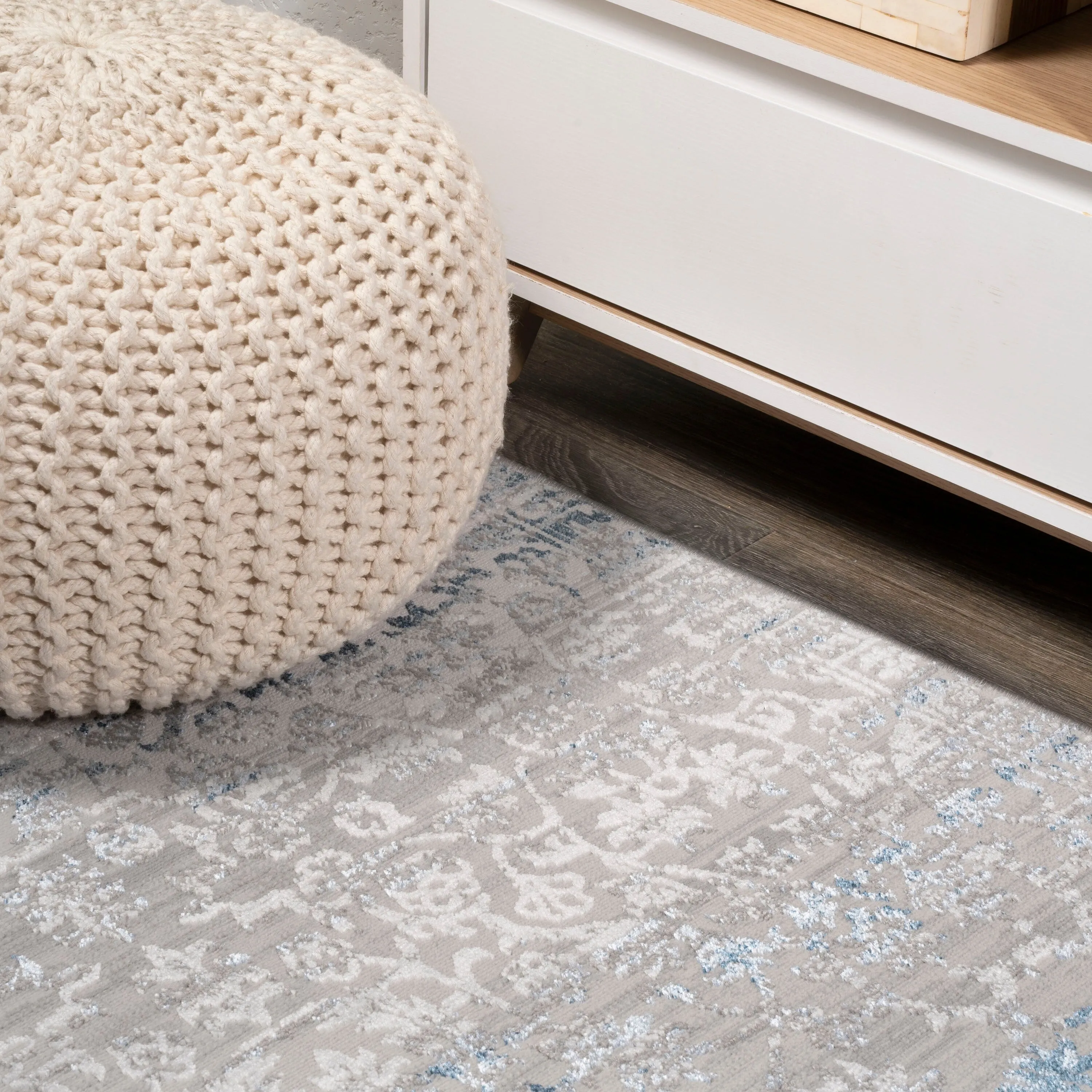 JONATHAN Y Arabesque Modern Strie' Area Rug