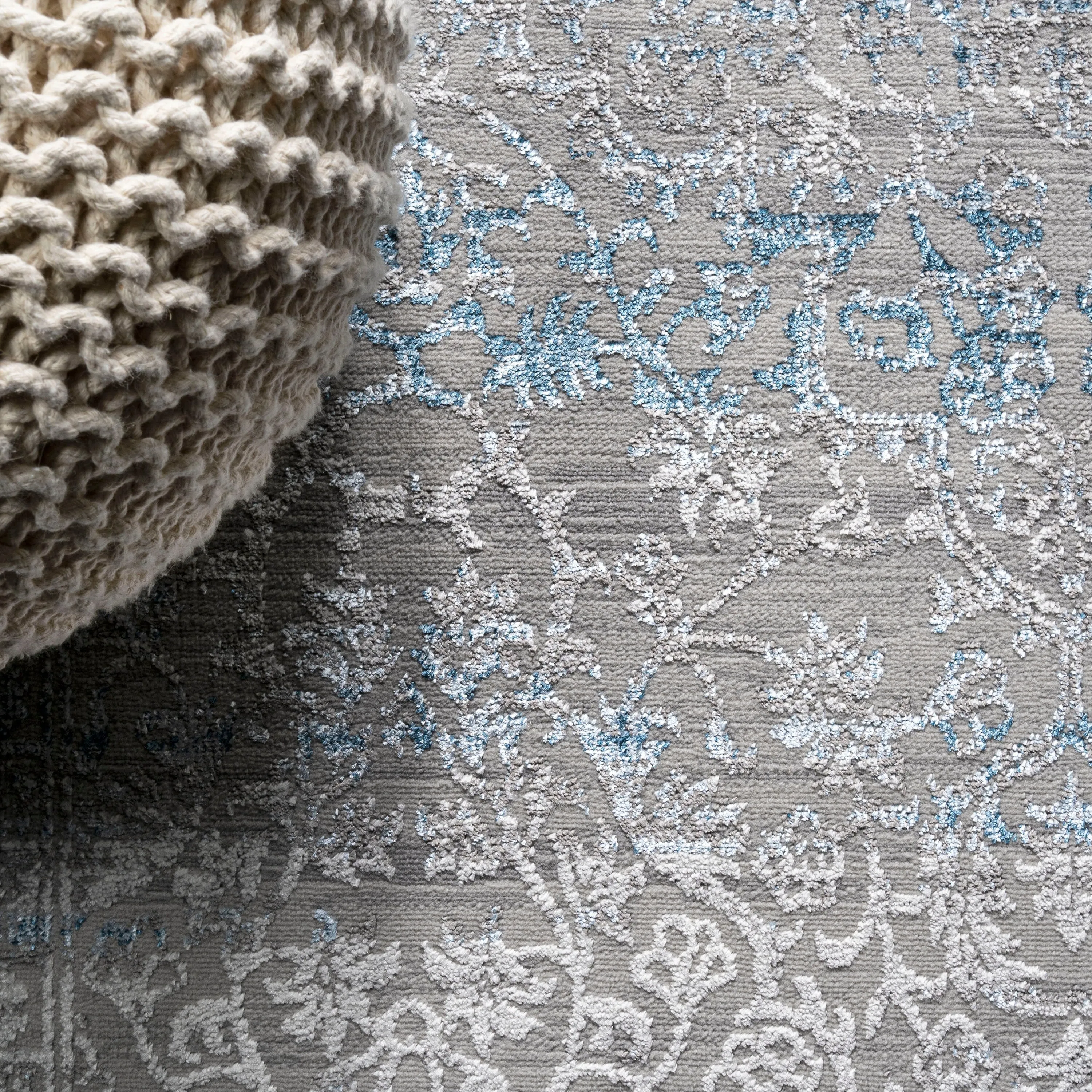 JONATHAN Y Arabesque Modern Strie' Area Rug