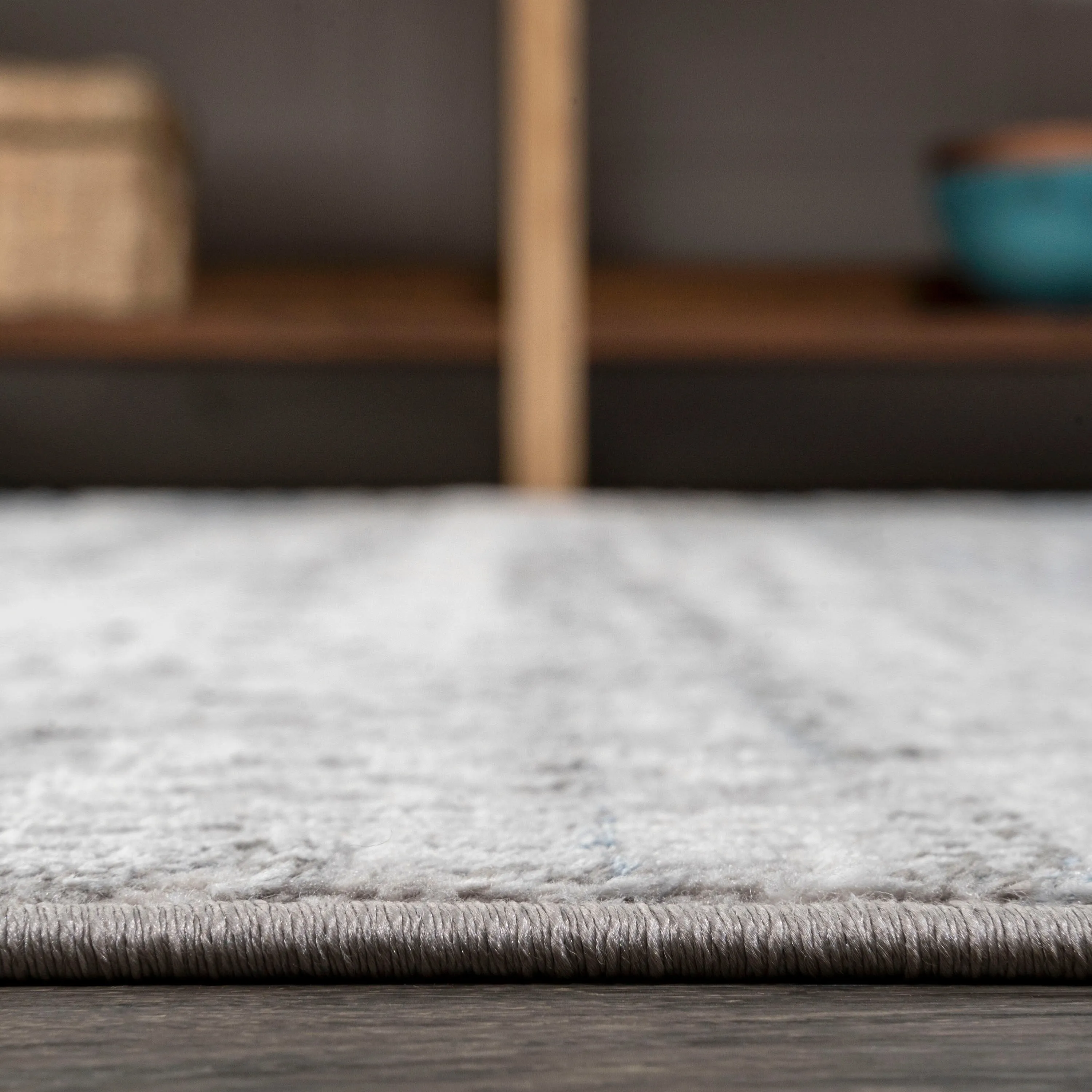 JONATHAN Y Arabesque Modern Strie' Area Rug
