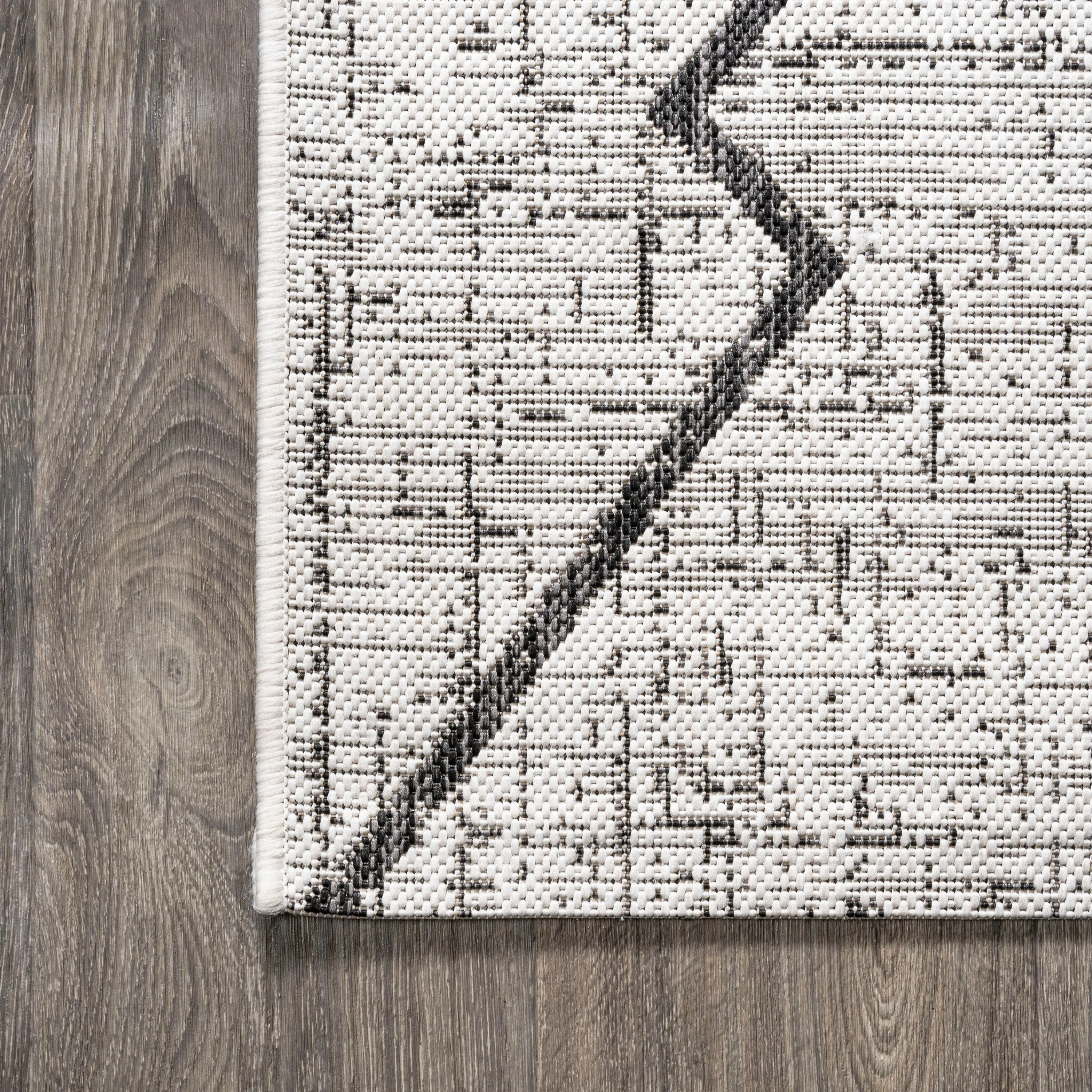 JONATHAN Y Derya Tribal Diamond Trellis Indoor/Outdoor Area Rug