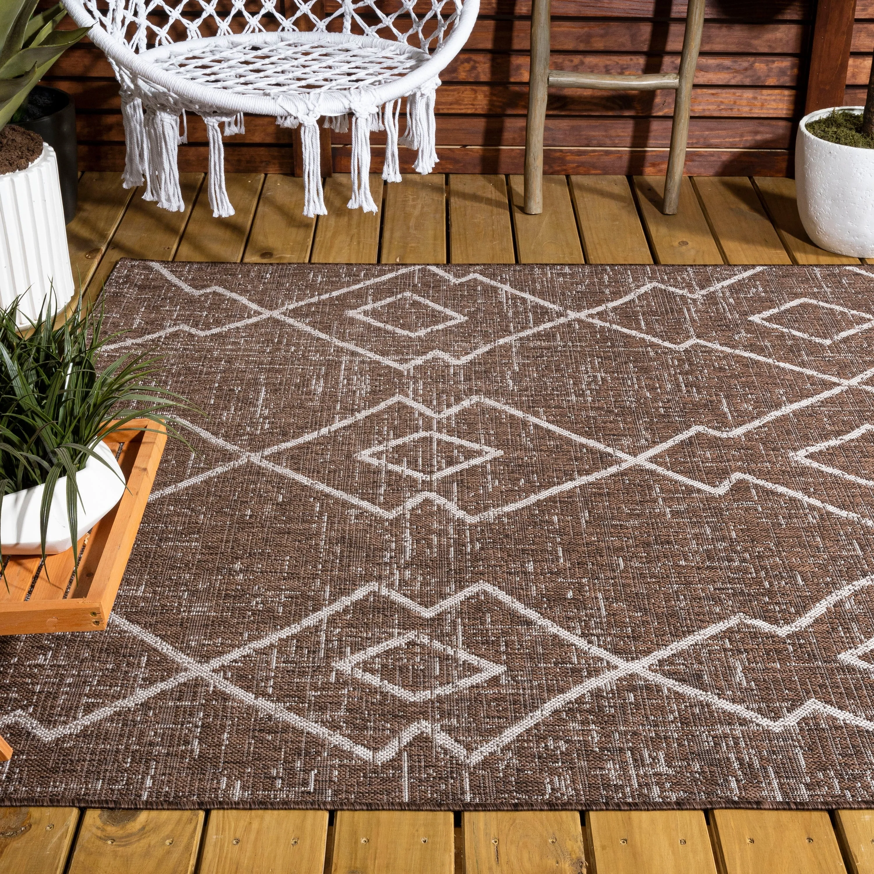JONATHAN Y Derya Tribal Diamond Trellis Indoor/Outdoor Area Rug