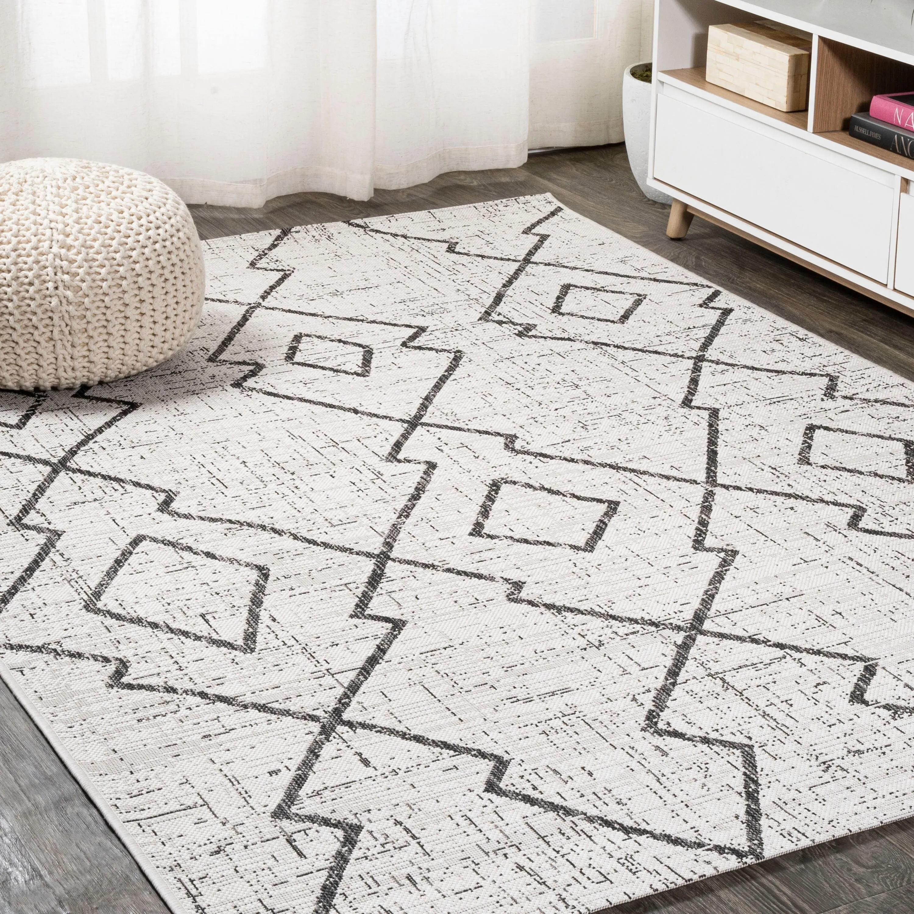 JONATHAN Y Derya Tribal Diamond Trellis Indoor/Outdoor Area Rug