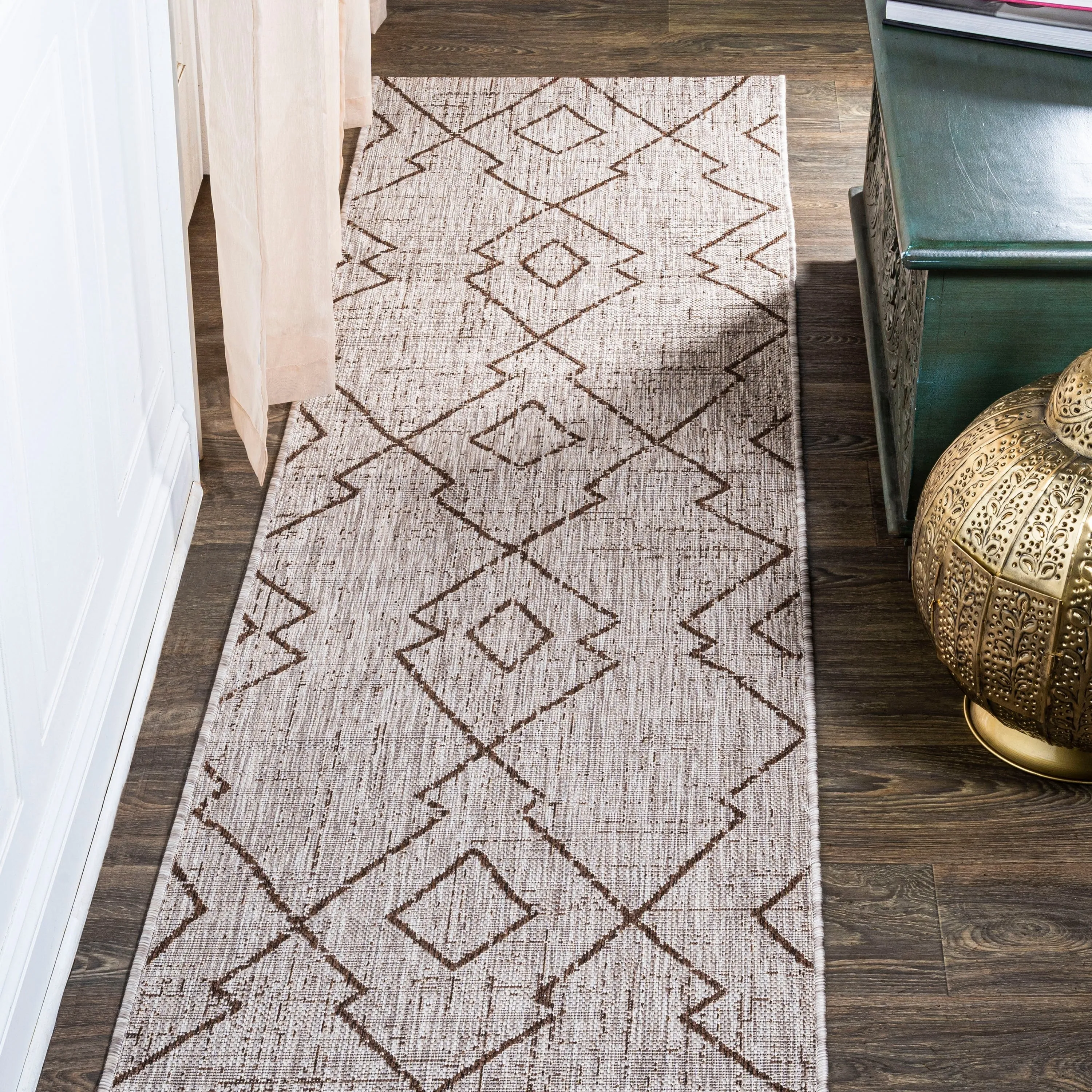 JONATHAN Y Derya Tribal Diamond Trellis Indoor/Outdoor Area Rug
