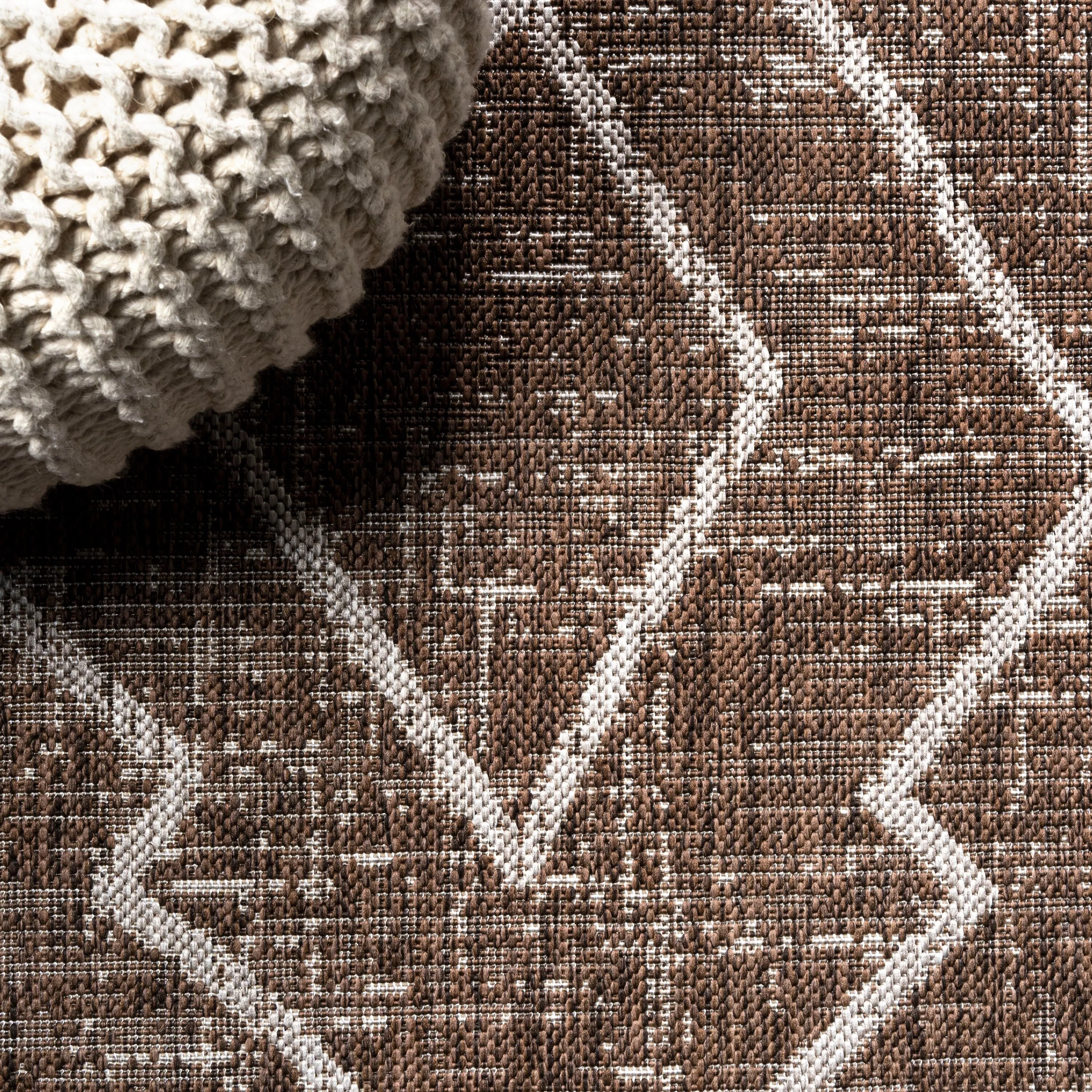 JONATHAN Y Derya Tribal Diamond Trellis Indoor/Outdoor Area Rug