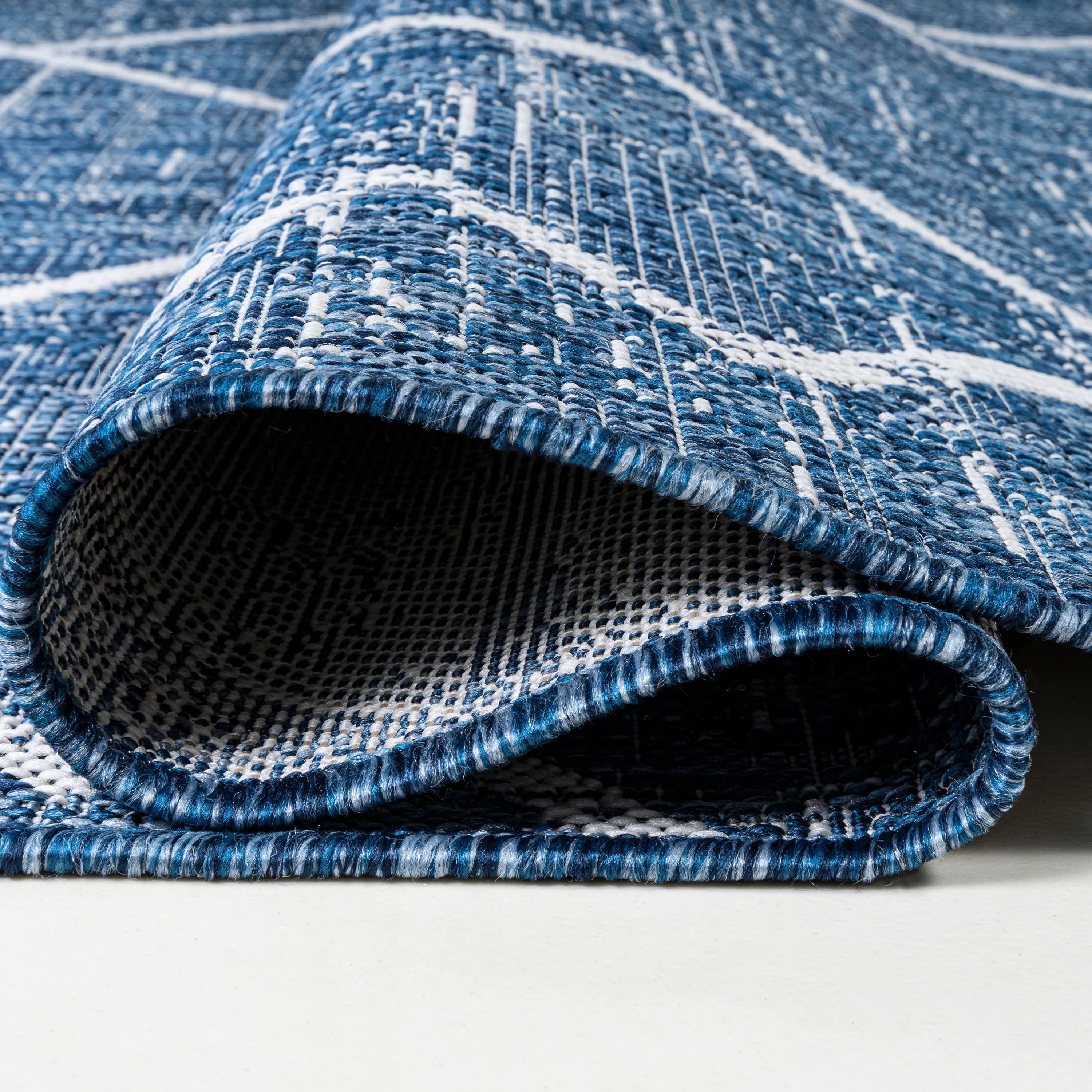 JONATHAN Y Derya Tribal Diamond Trellis Indoor/Outdoor Area Rug