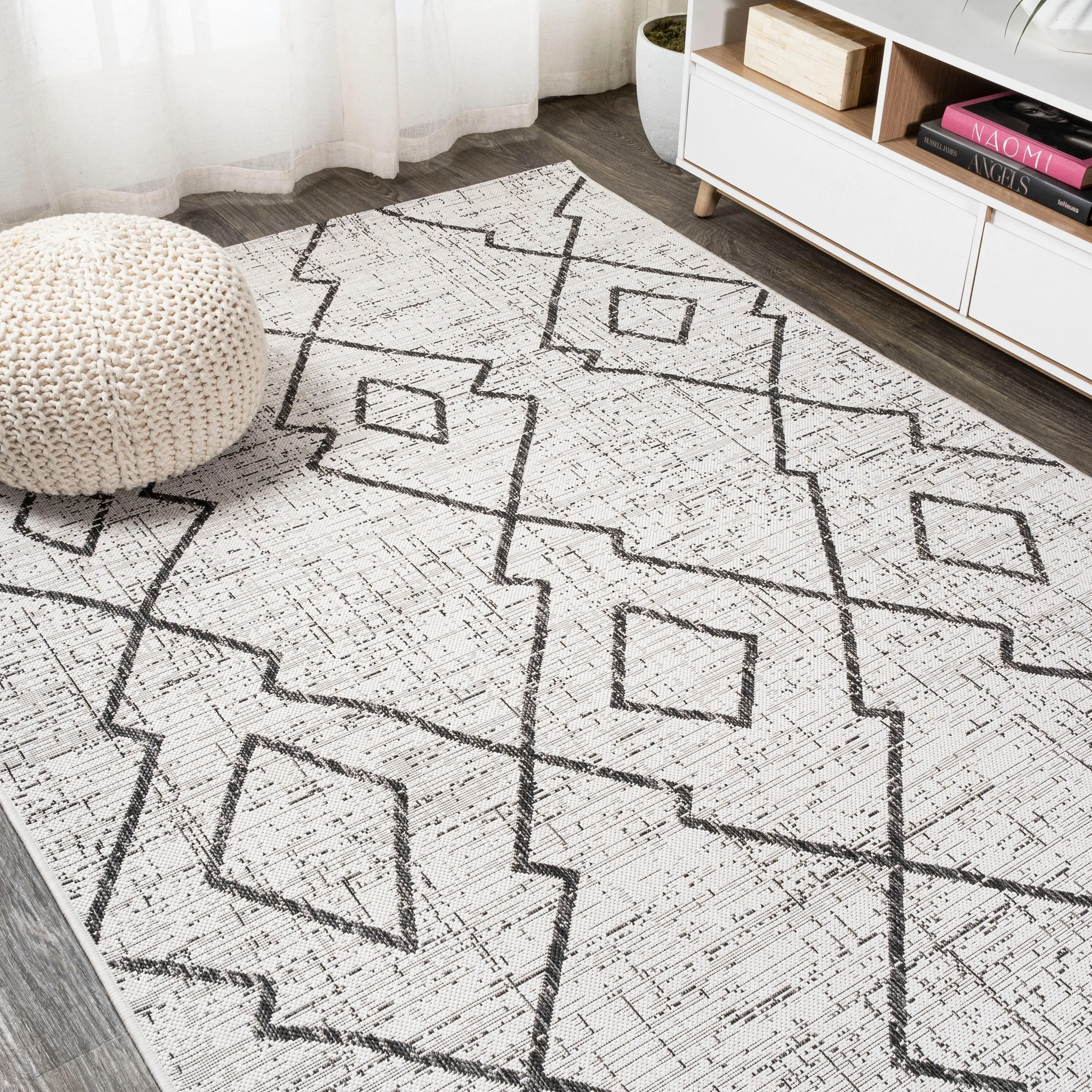 JONATHAN Y Derya Tribal Diamond Trellis Indoor/Outdoor Area Rug