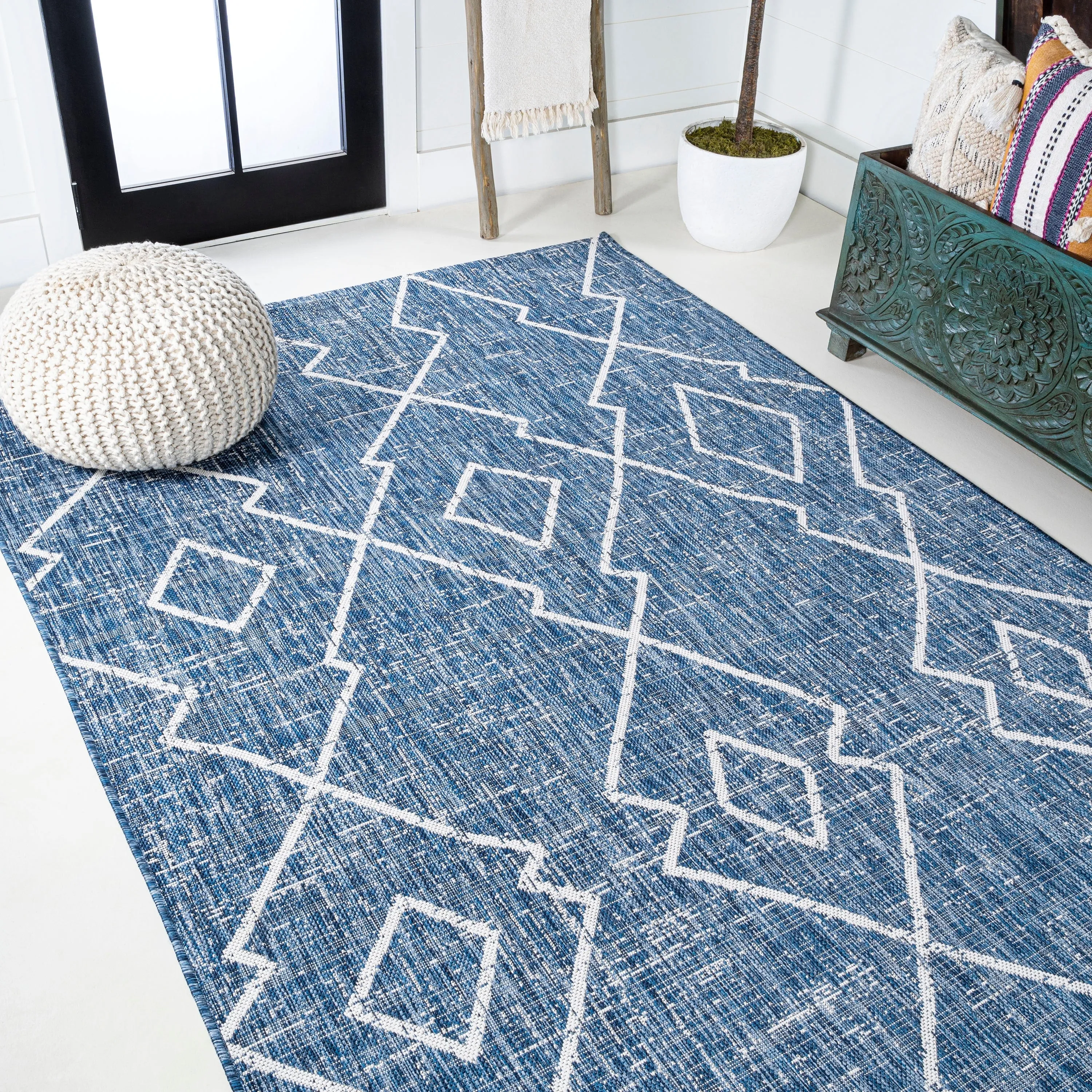 JONATHAN Y Derya Tribal Diamond Trellis Indoor/Outdoor Area Rug