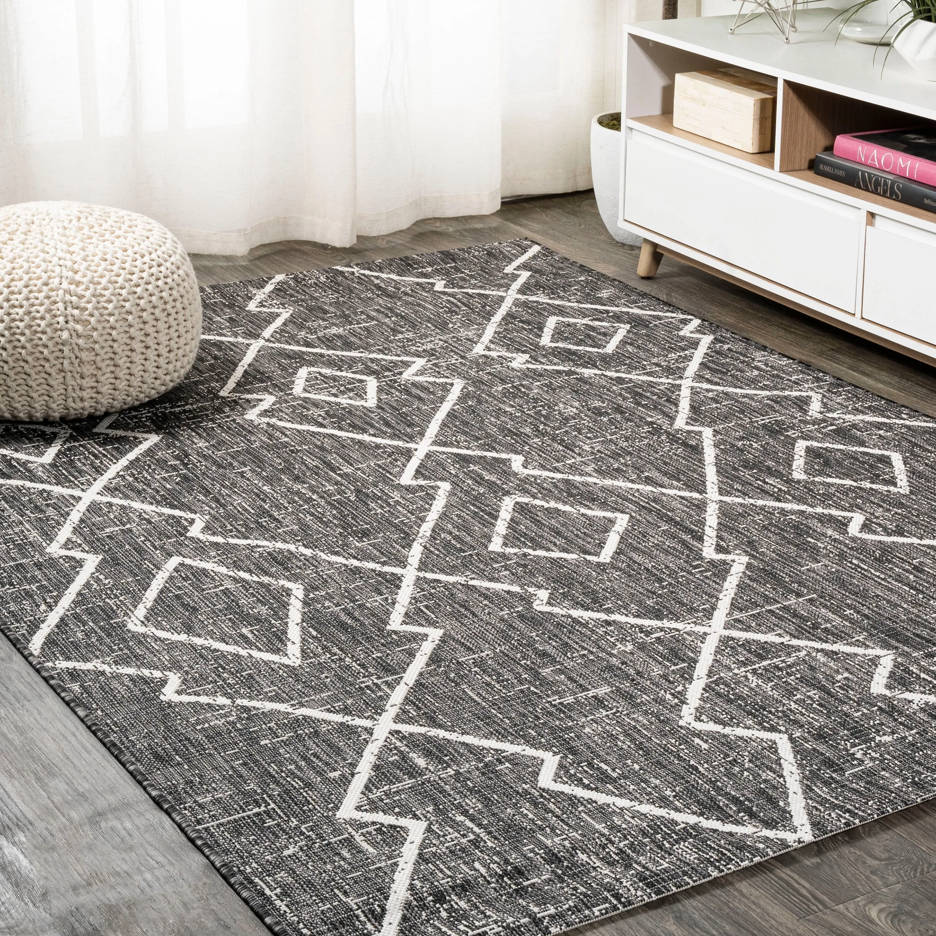 JONATHAN Y Derya Tribal Diamond Trellis Indoor/Outdoor Area Rug