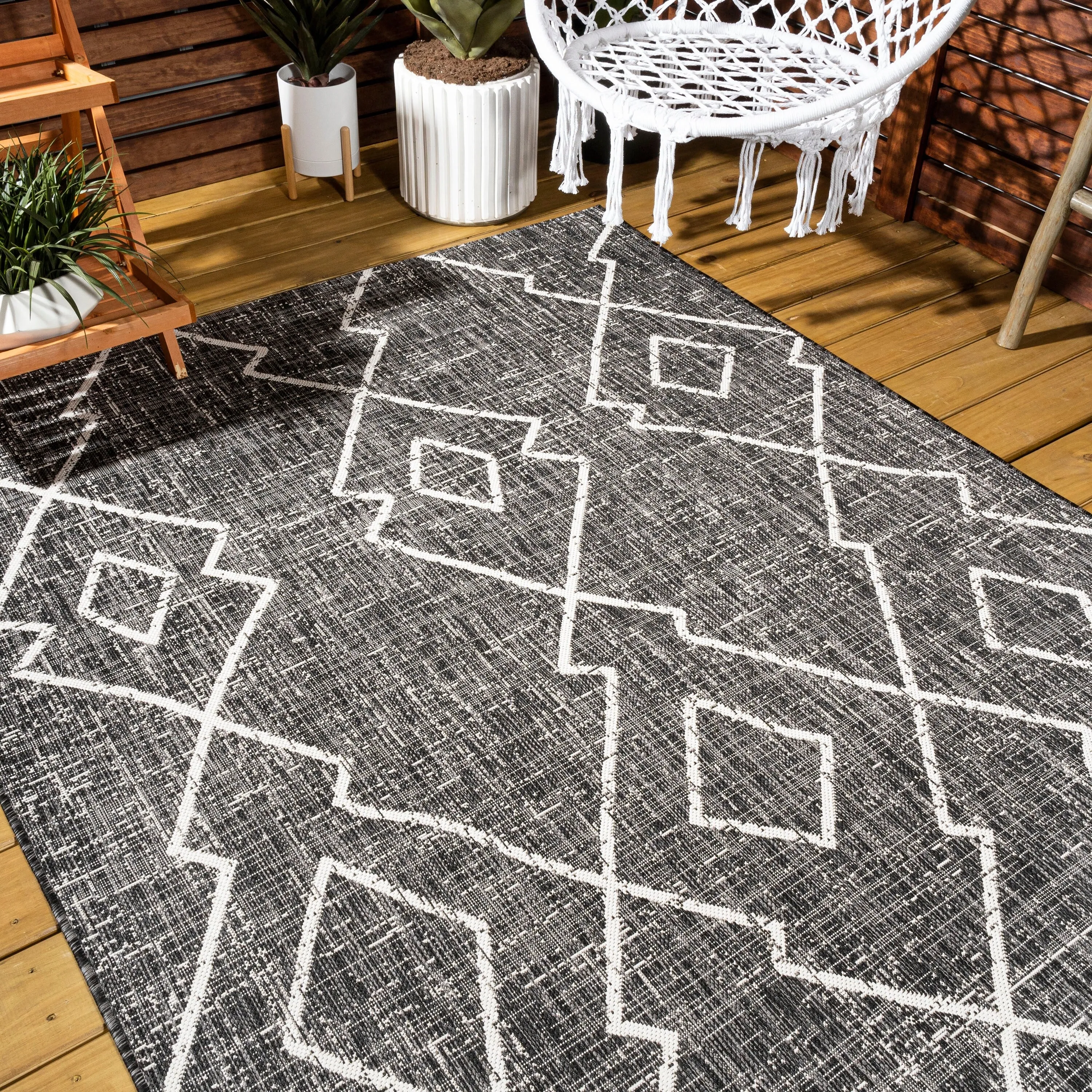 JONATHAN Y Derya Tribal Diamond Trellis Indoor/Outdoor Area Rug