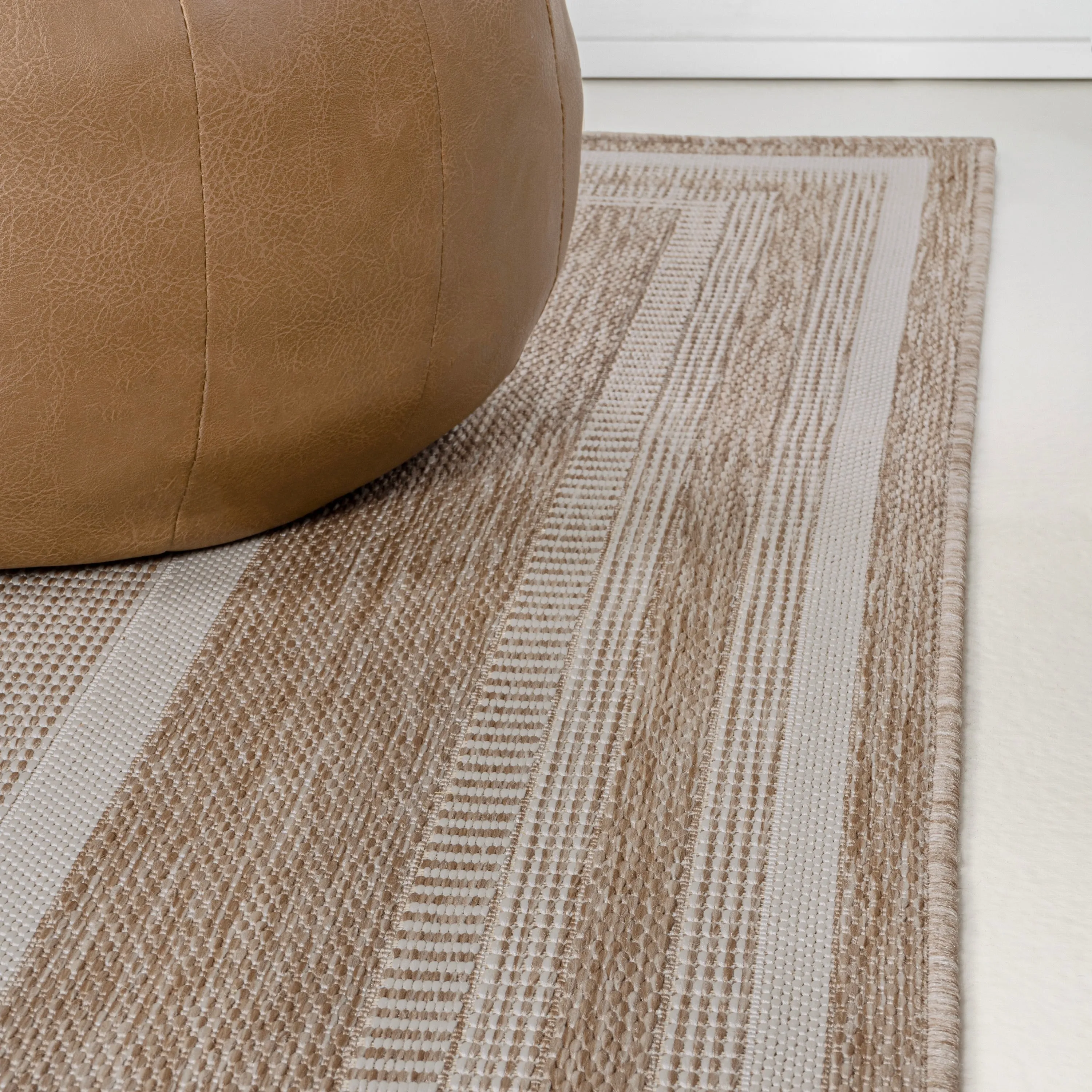 JONATHAN Y Dover Classic Casual Border Stripe Beige/Cream Indoor/Outdoor Area Rug