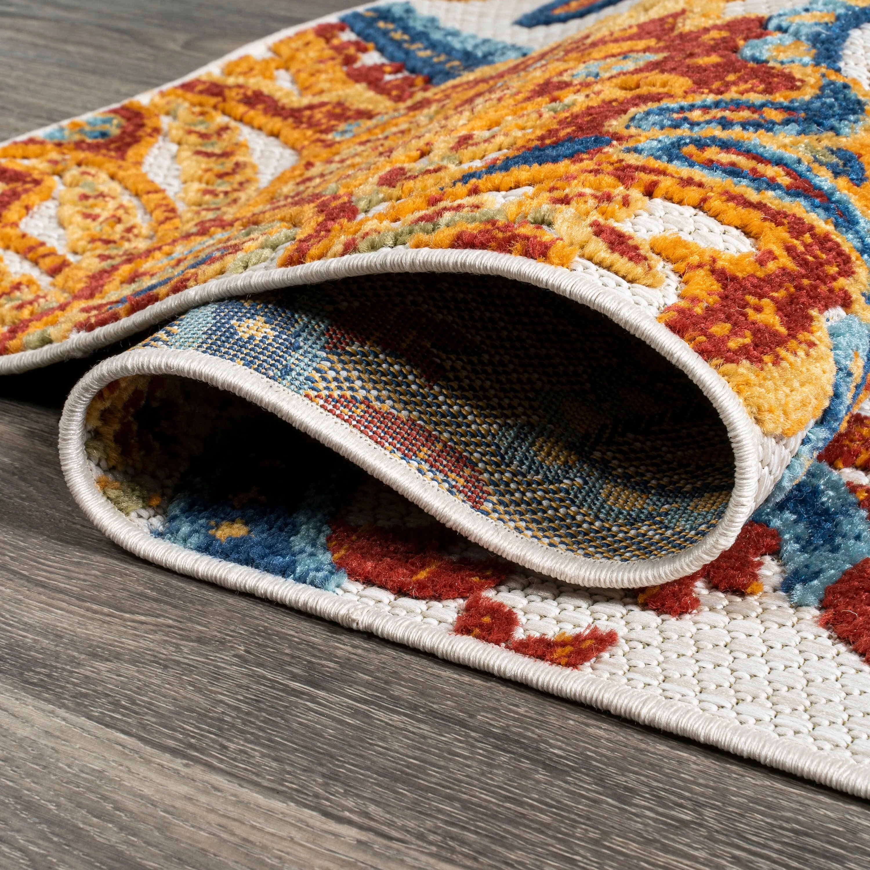 JONATHAN Y Lucena Paisley High-Low Indoor/Outdoor Area Rug