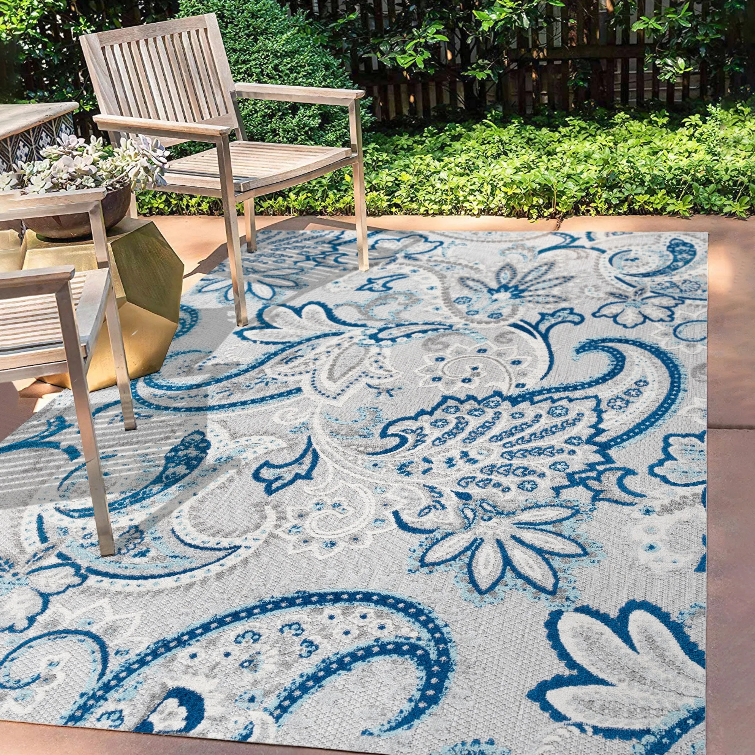 JONATHAN Y Lucena Paisley High-Low Indoor/Outdoor Area Rug