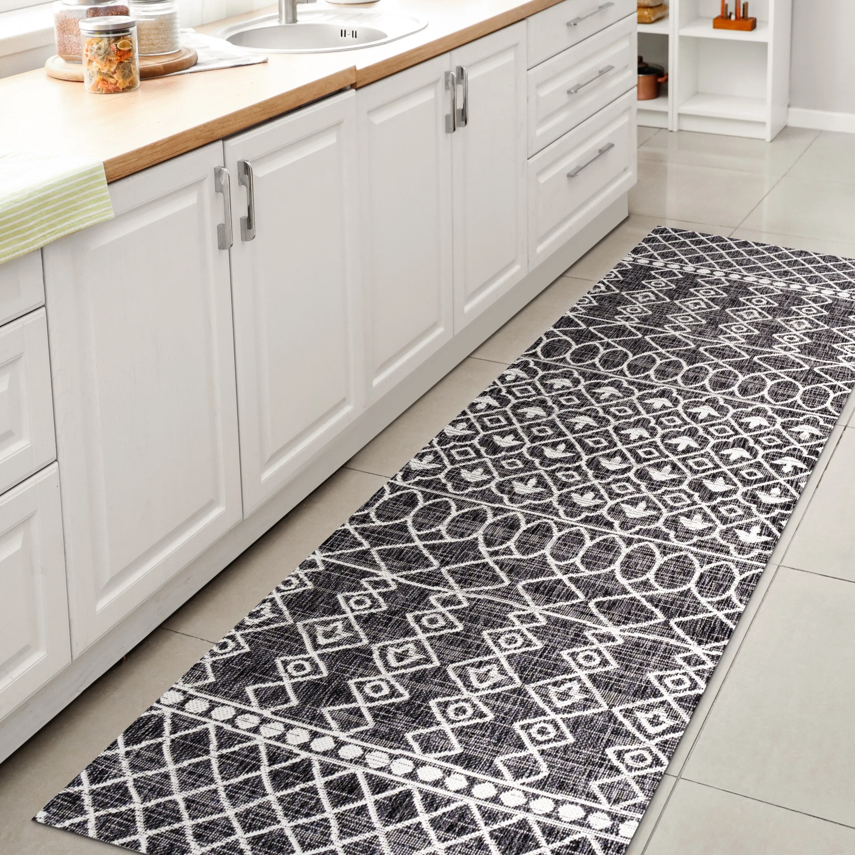 JONATHAN Y Nokat Tribal Bohemian Indoor/Outdoor Area Rug