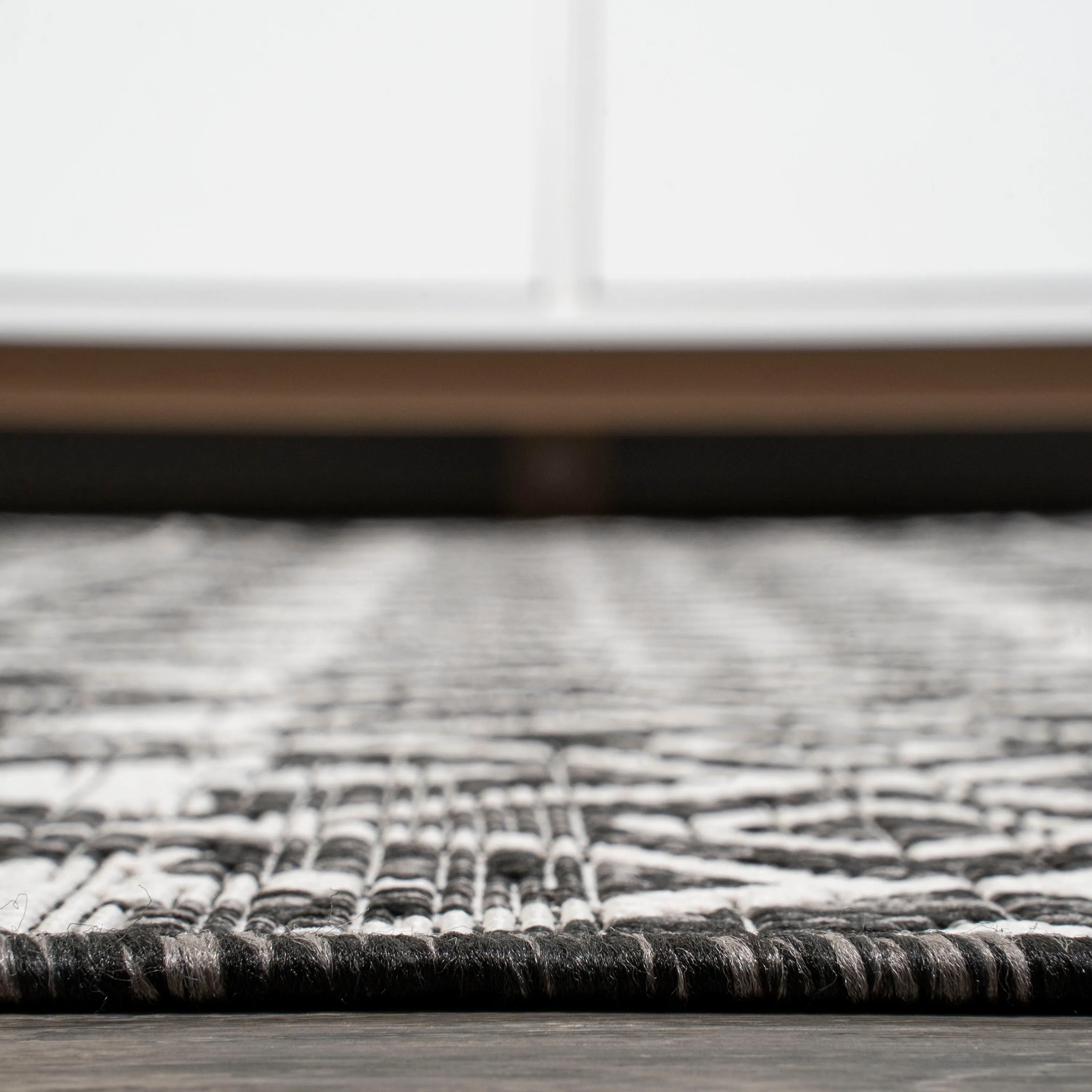 JONATHAN Y Nokat Tribal Bohemian Indoor/Outdoor Area Rug