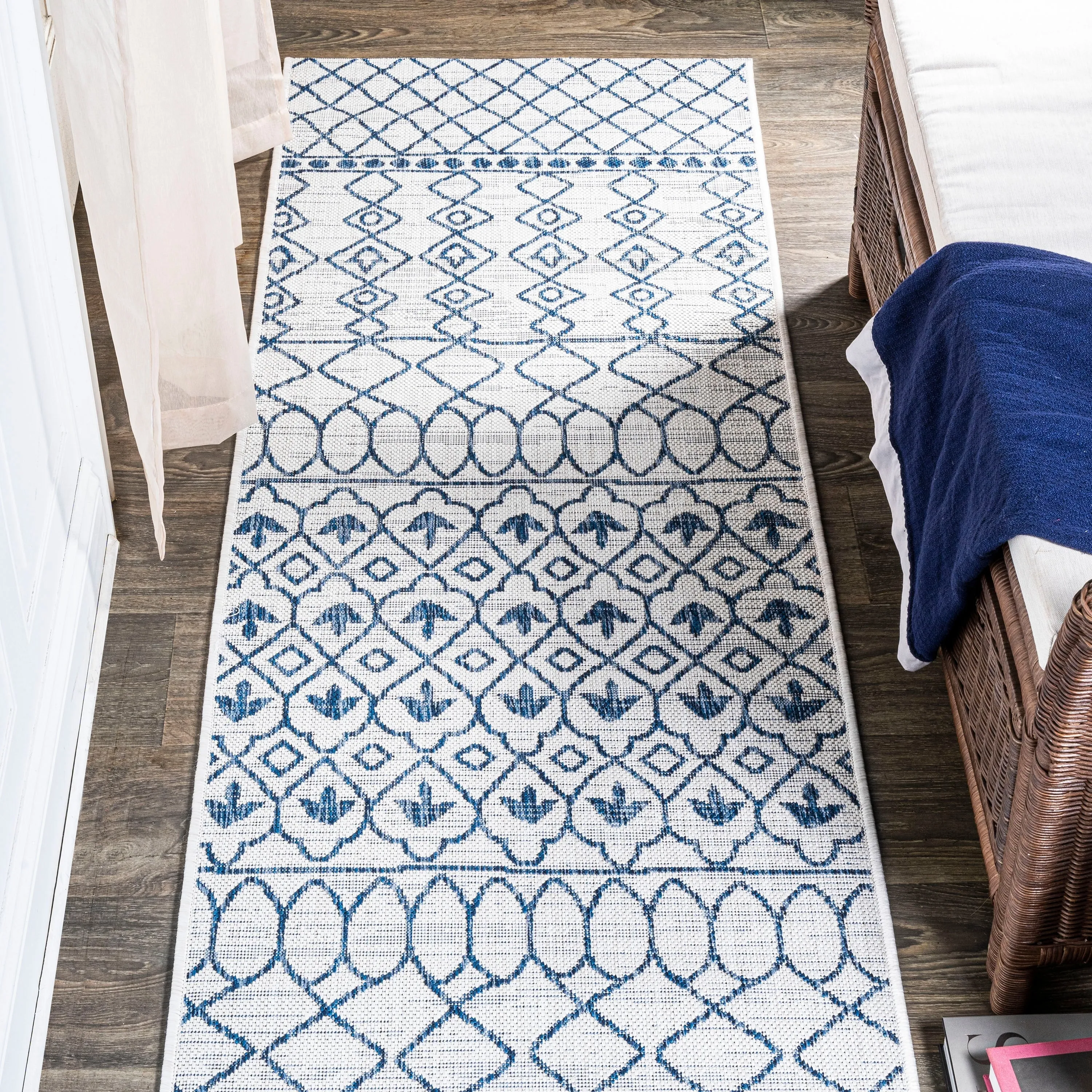 JONATHAN Y Nokat Tribal Bohemian Indoor/Outdoor Area Rug