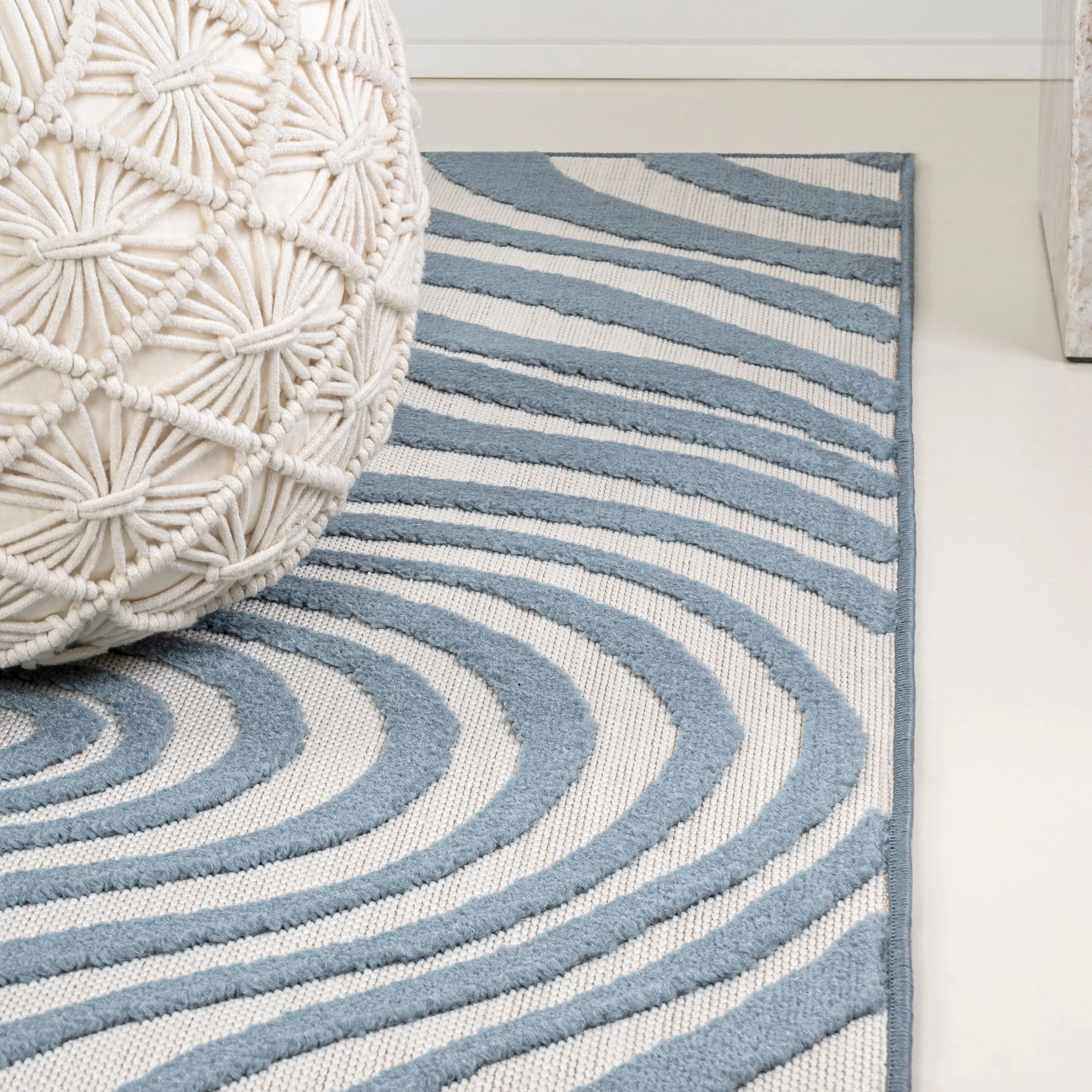 JONATHAN Y Nordby Abstract Groovy Striped Area Rug