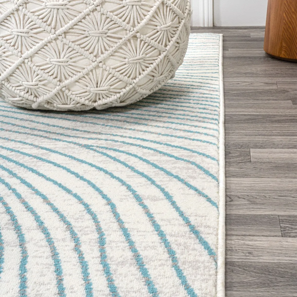 JONATHAN Y Patras Modern Botanical Wildflower Area Rug