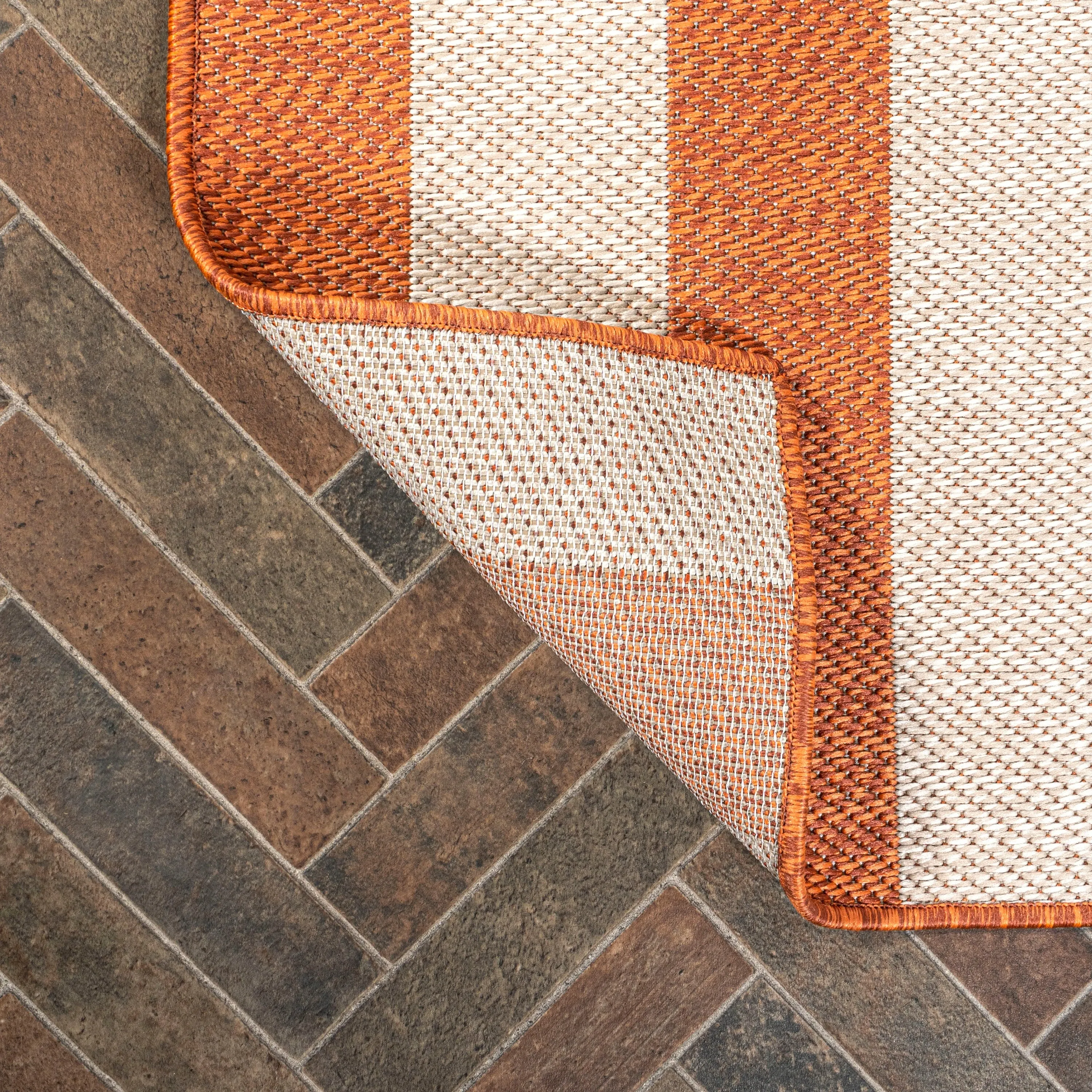 JONATHAN Y Vinales Two-Tone Wide Stripe Indoor/Outdoor Area Rug