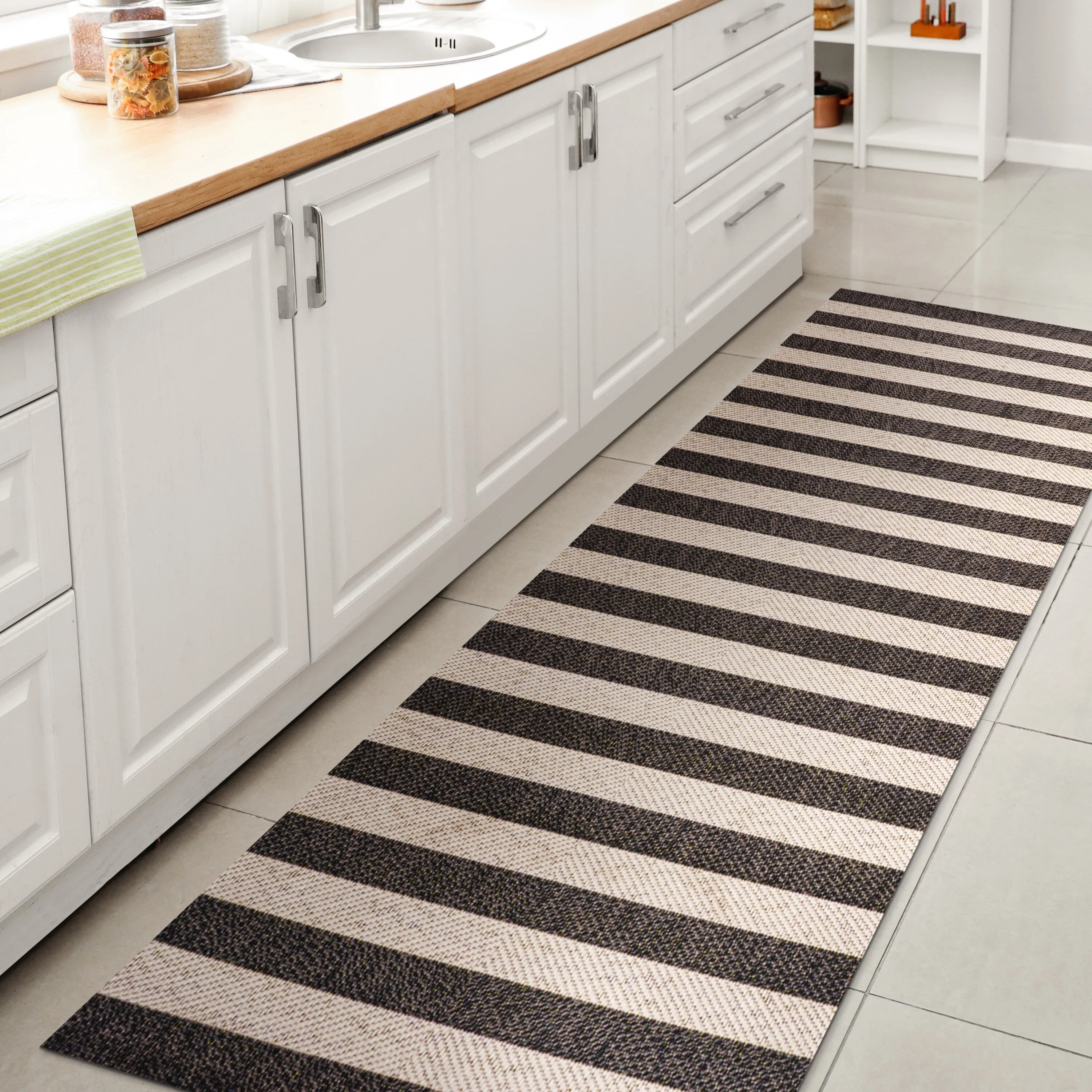 JONATHAN Y Vinales Two-Tone Wide Stripe Indoor/Outdoor Area Rug