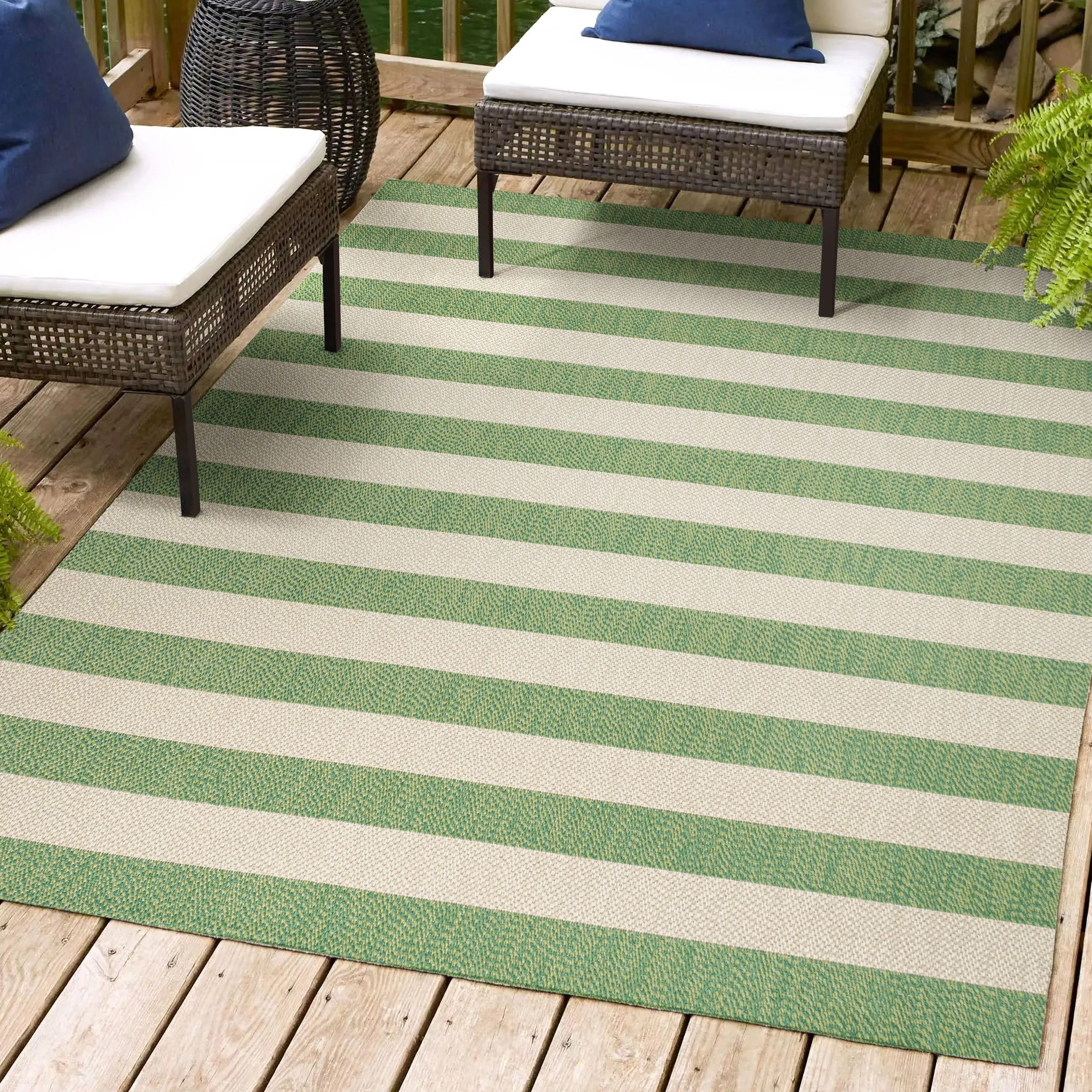JONATHAN Y Vinales Two-Tone Wide Stripe Indoor/Outdoor Area Rug