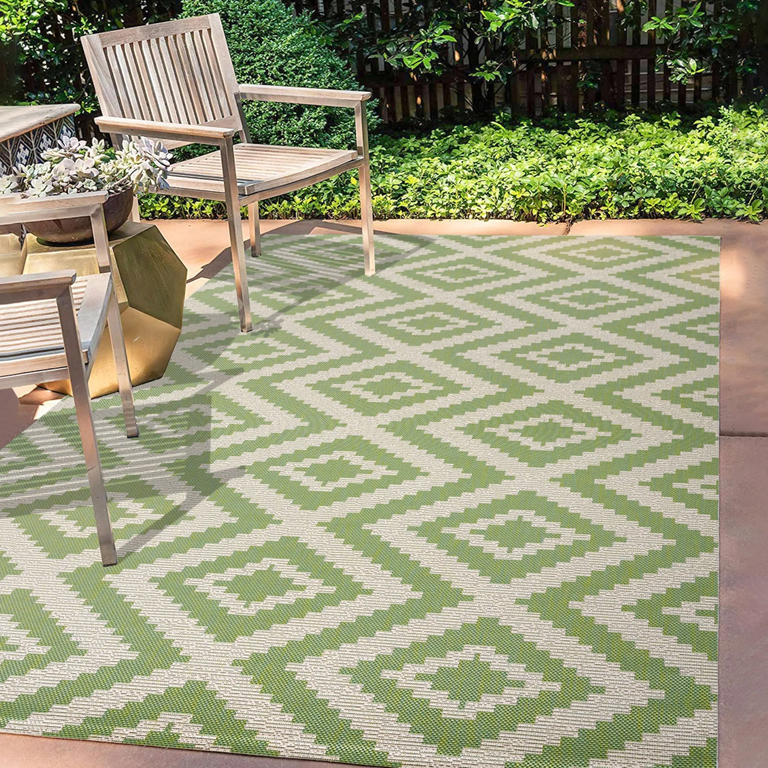 JONATHAN Y Vine Diamond Tribal Indoor/Outdoor Area Rug