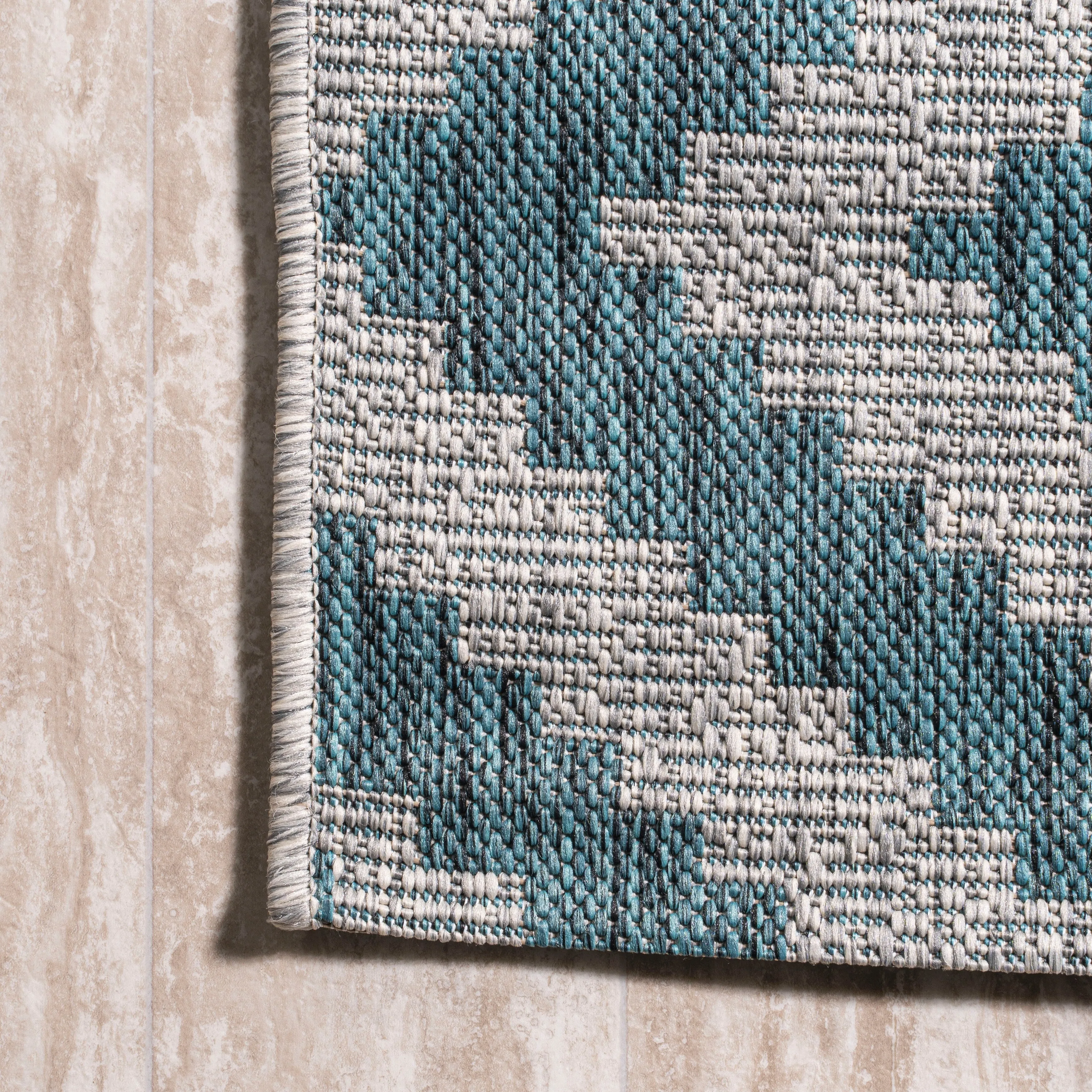 JONATHAN Y Vine Diamond Tribal Indoor/Outdoor Area Rug