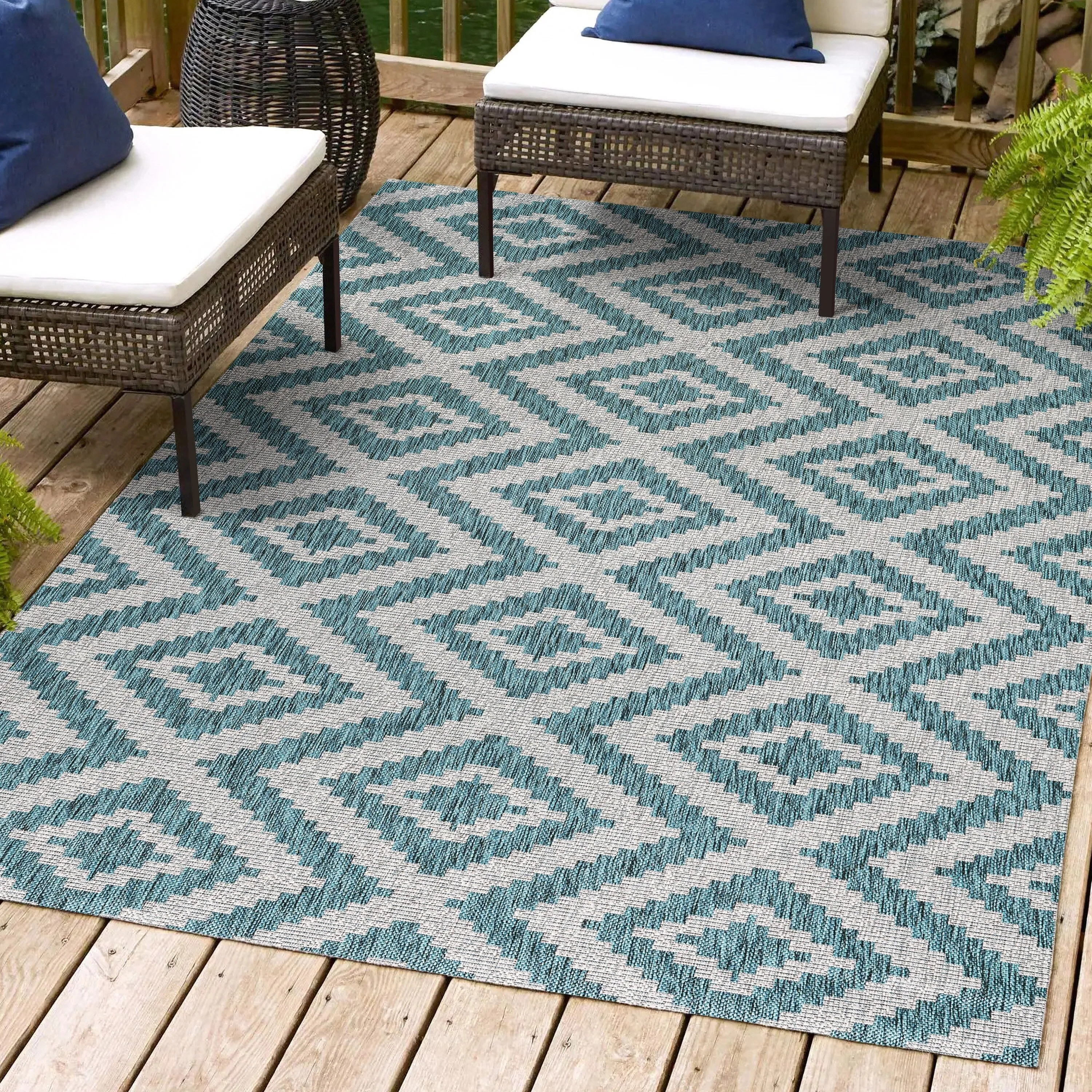 JONATHAN Y Vine Diamond Tribal Indoor/Outdoor Area Rug