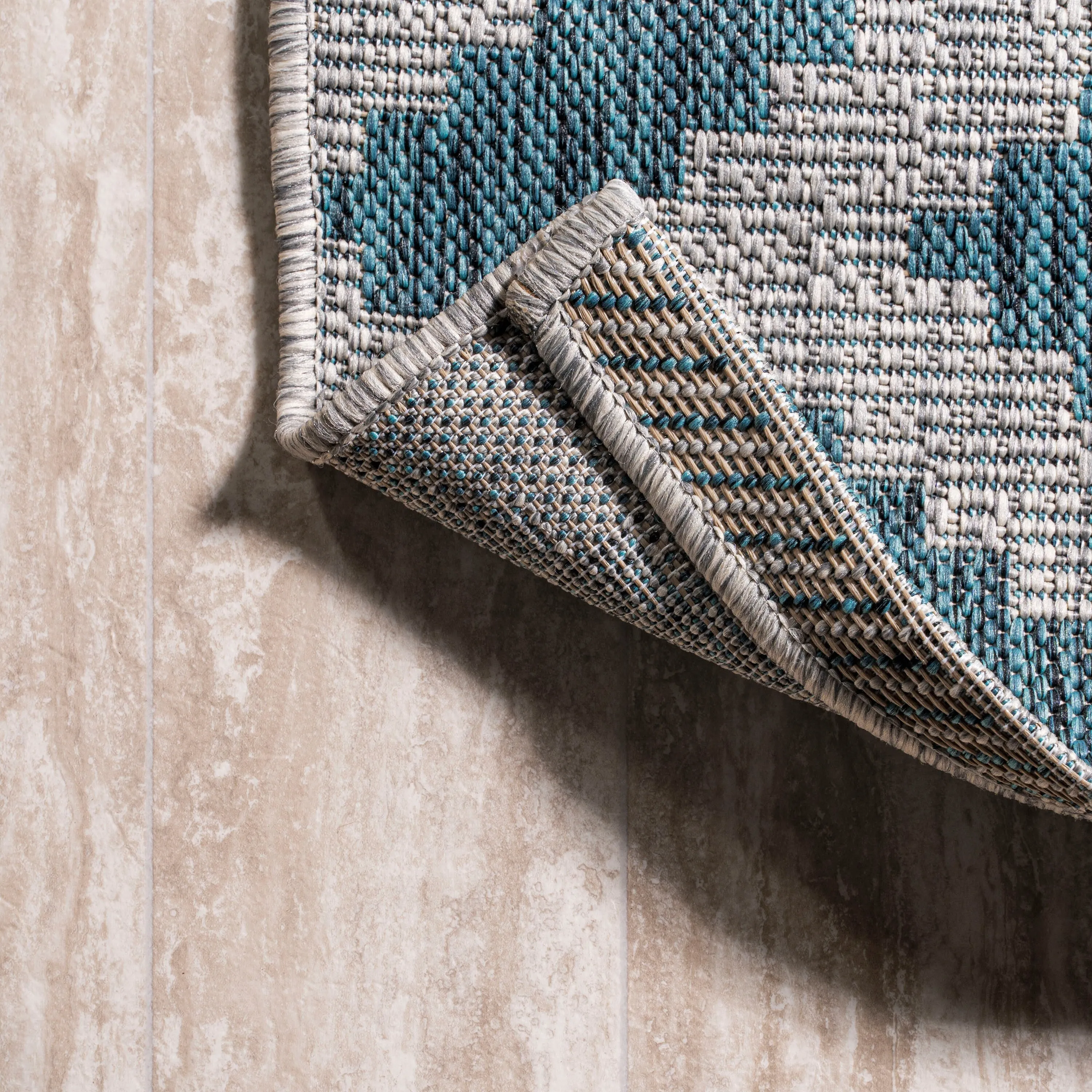JONATHAN Y Vine Diamond Tribal Indoor/Outdoor Area Rug