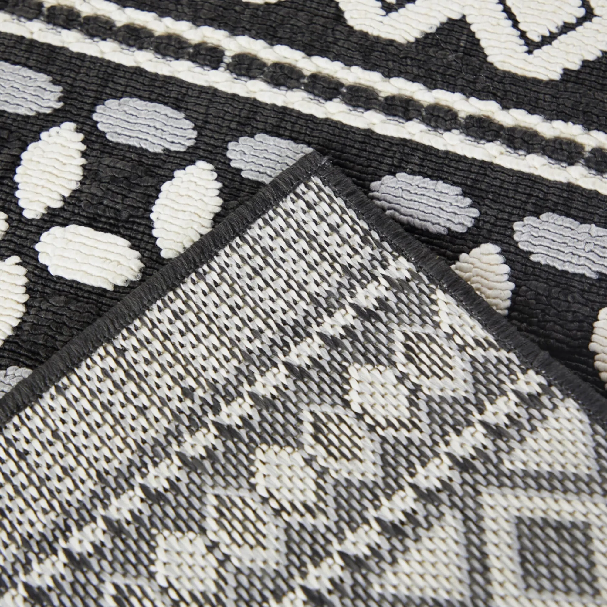 Julius Transitional Stripe Indoor/Outdoor Area Rug