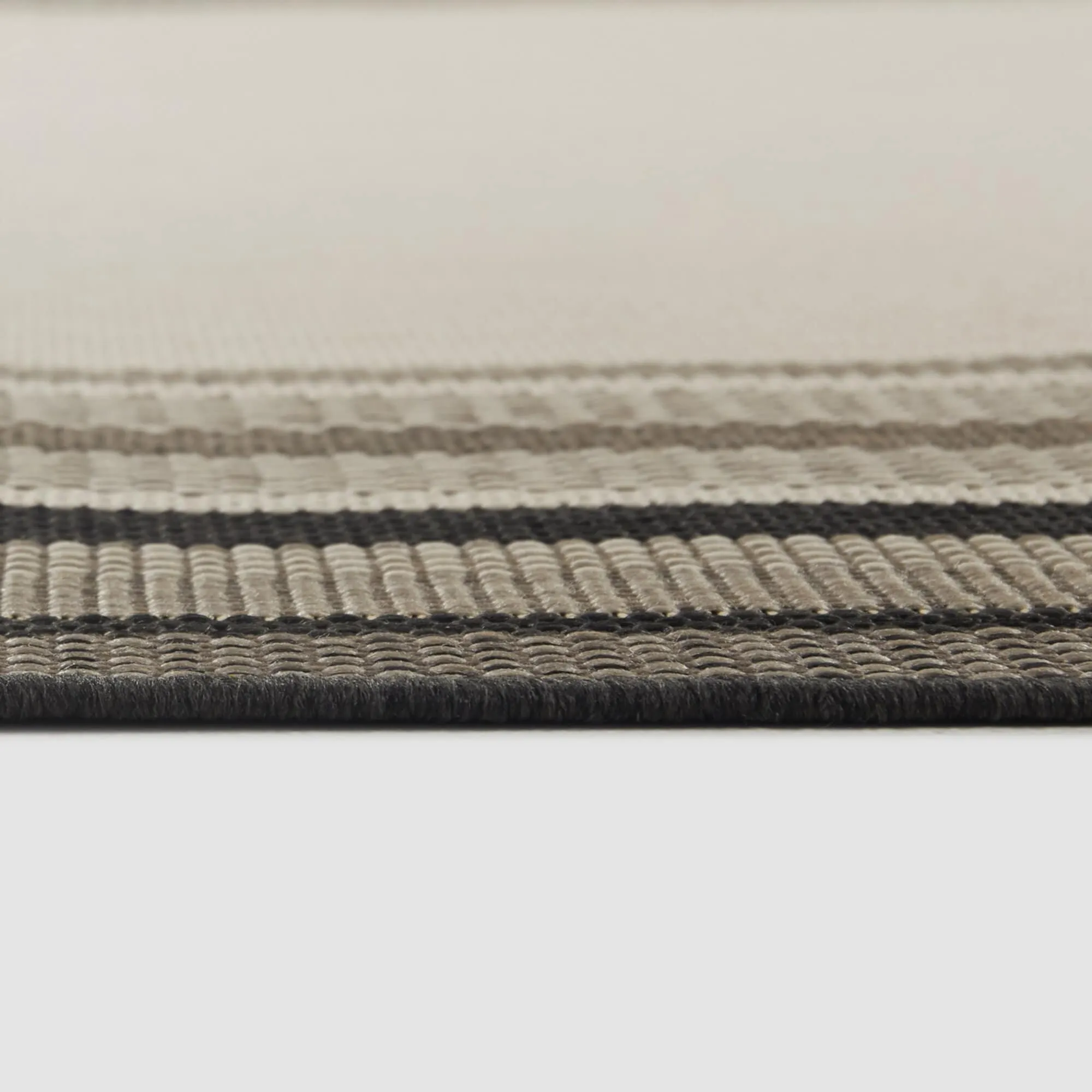 Kalena Bordered Indoor/Outdoor Area Rug