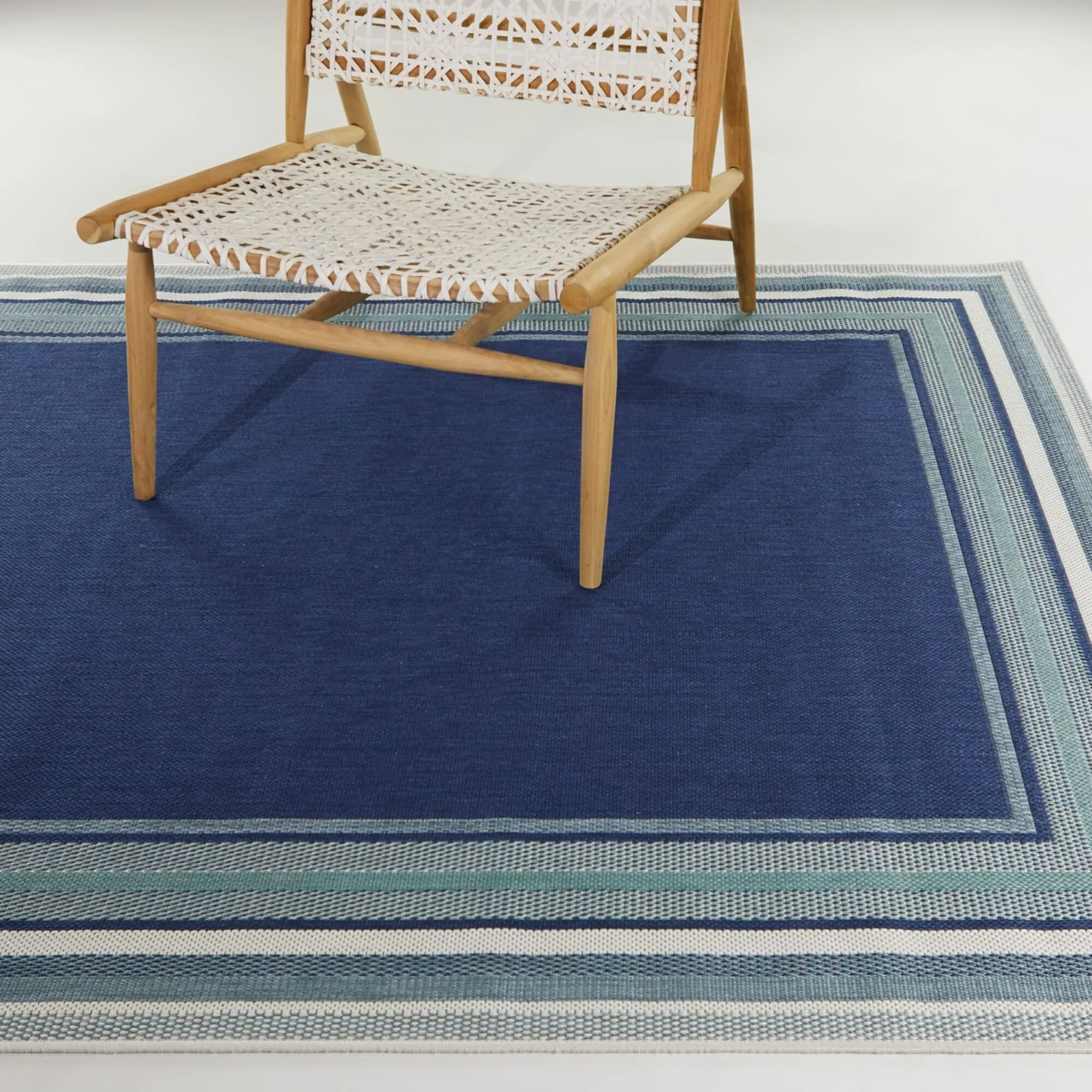 Kalena Bordered Indoor/Outdoor Area Rug