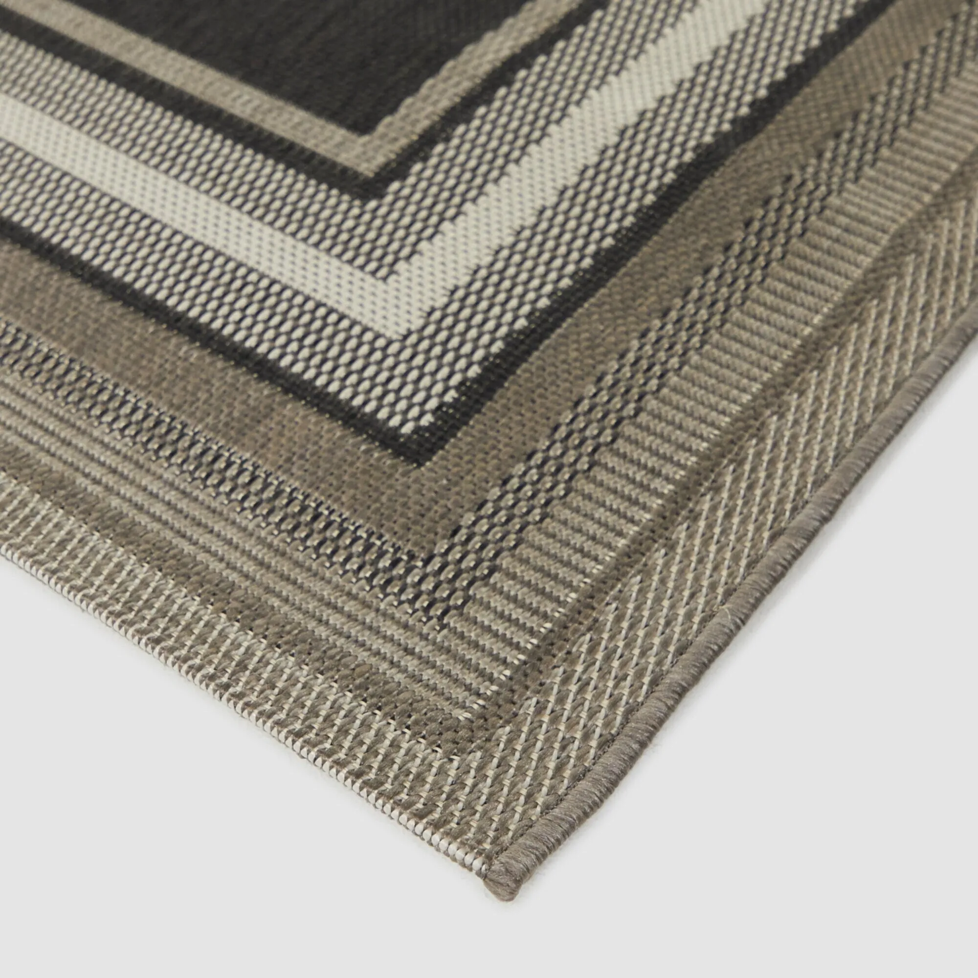 Kalena Bordered Indoor/Outdoor Area Rug