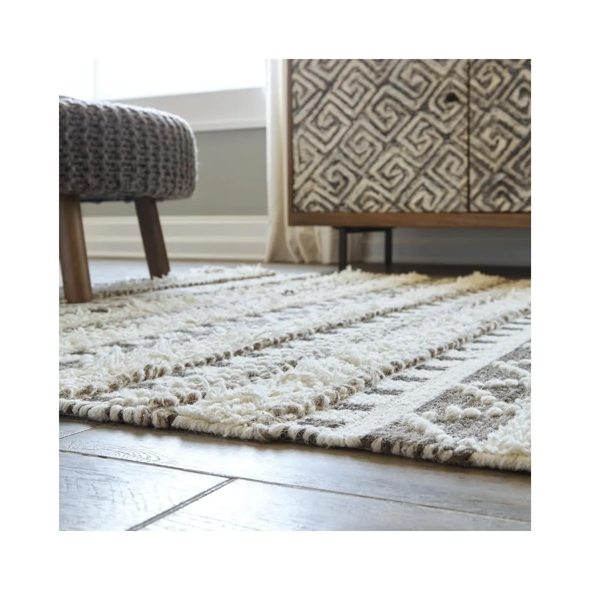 Karalee Ivory/Brown Rug