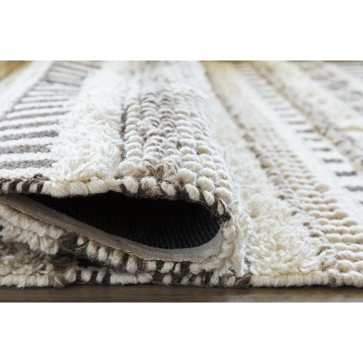Karalee Ivory/Brown Rug