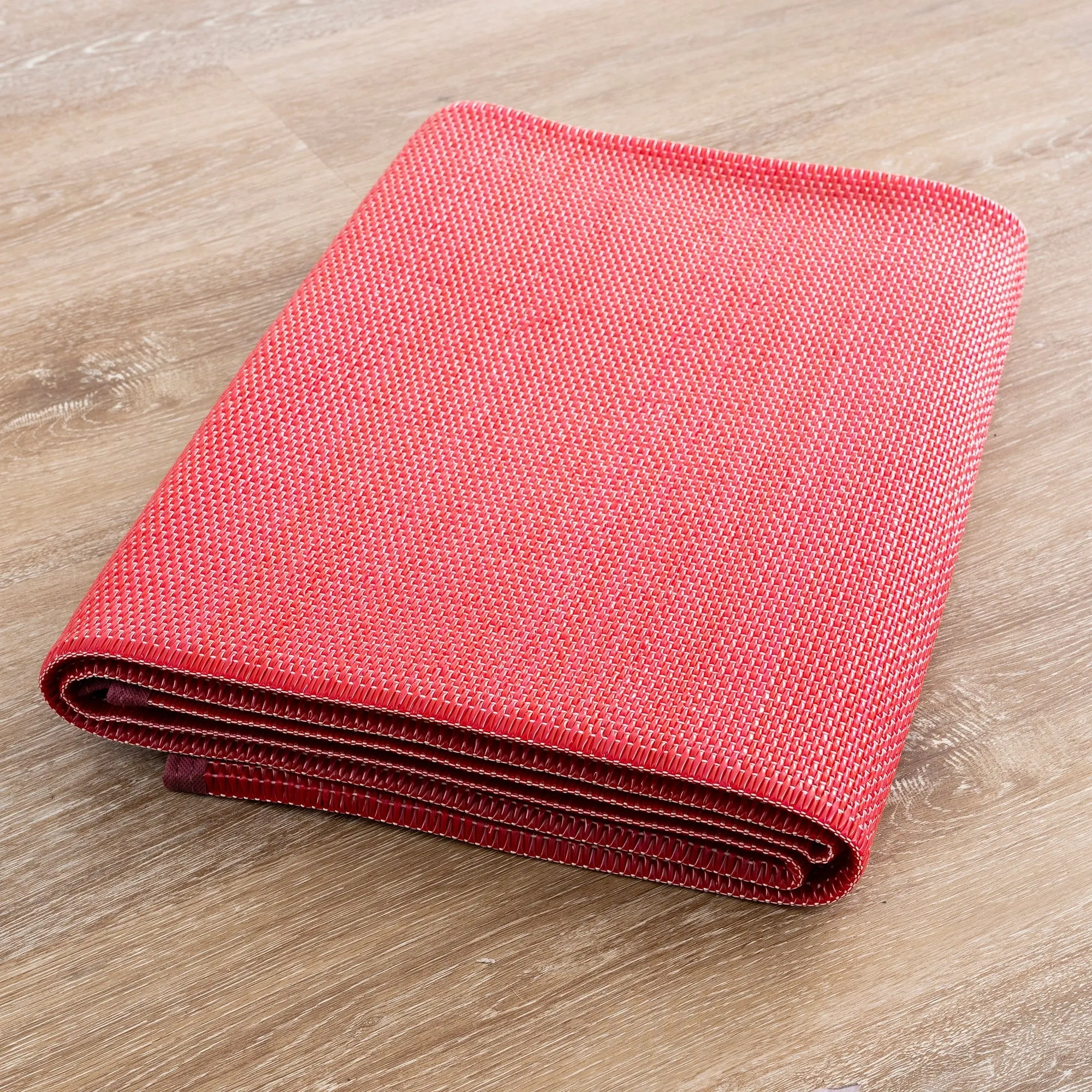 Lalune Beach Solid Color Indoor Outdoor Polypropylene Area Rug