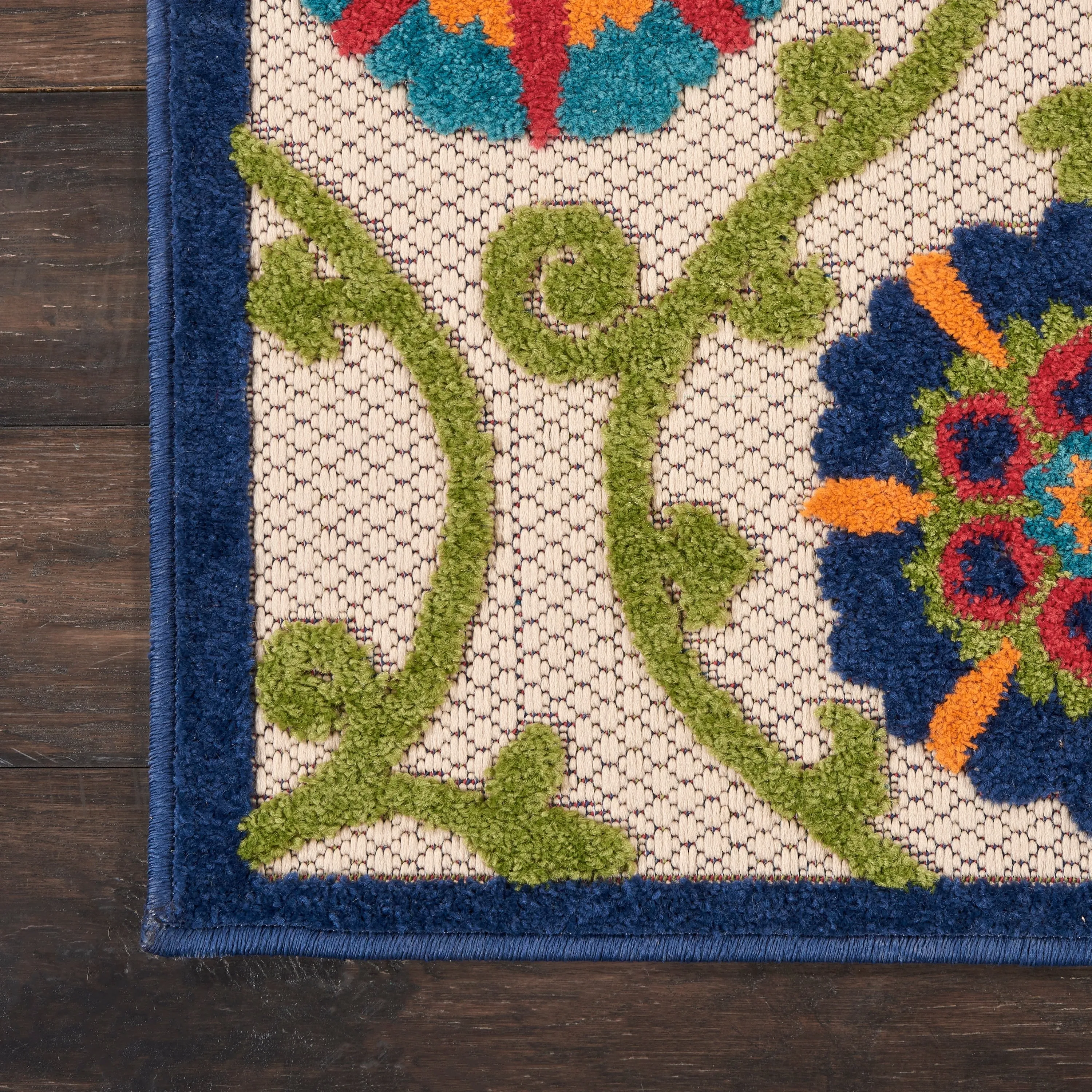 Lanikai Floral Indoor/ Outdoor Area Rug by Havenside Home