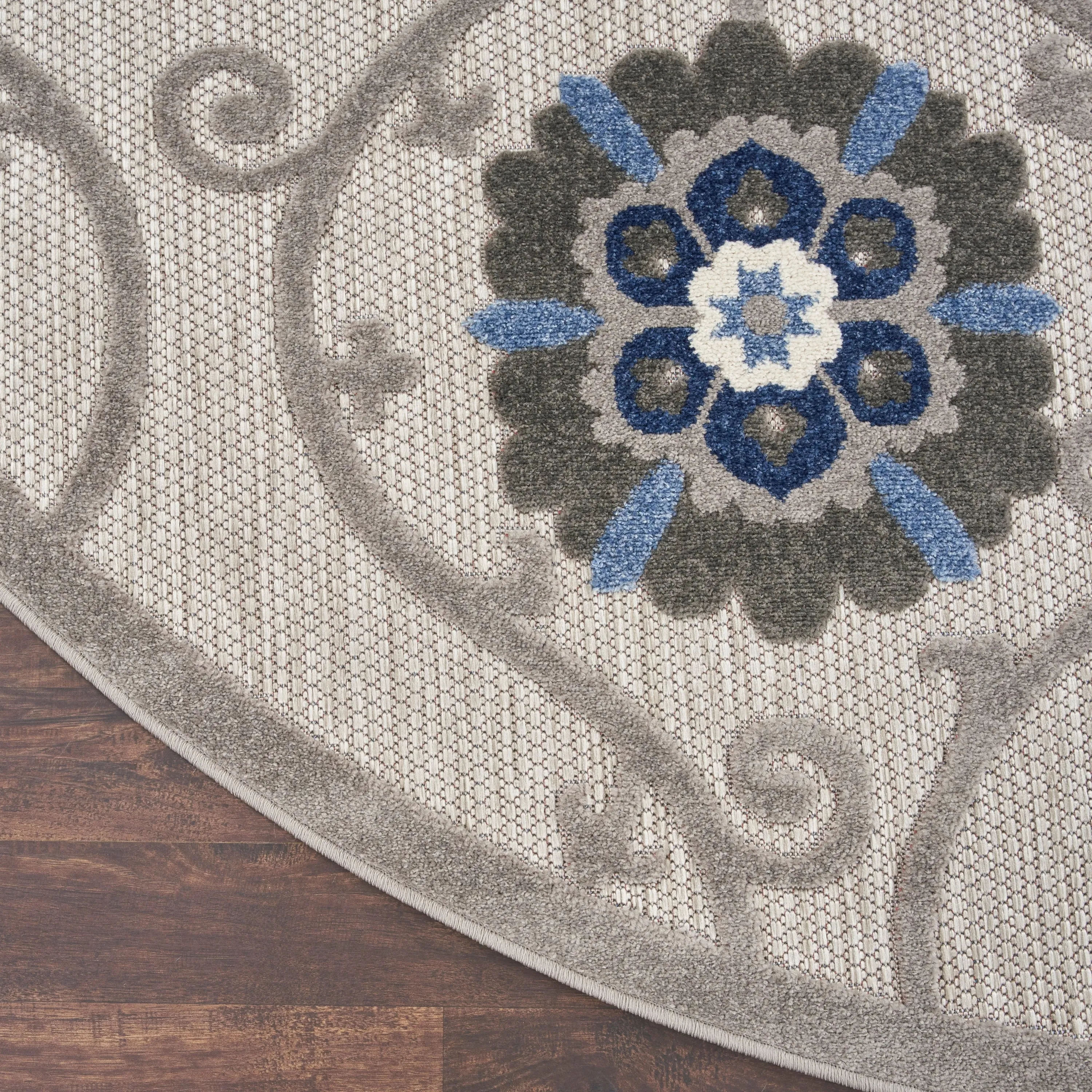 Lanikai Floral Indoor/ Outdoor Area Rug by Havenside Home