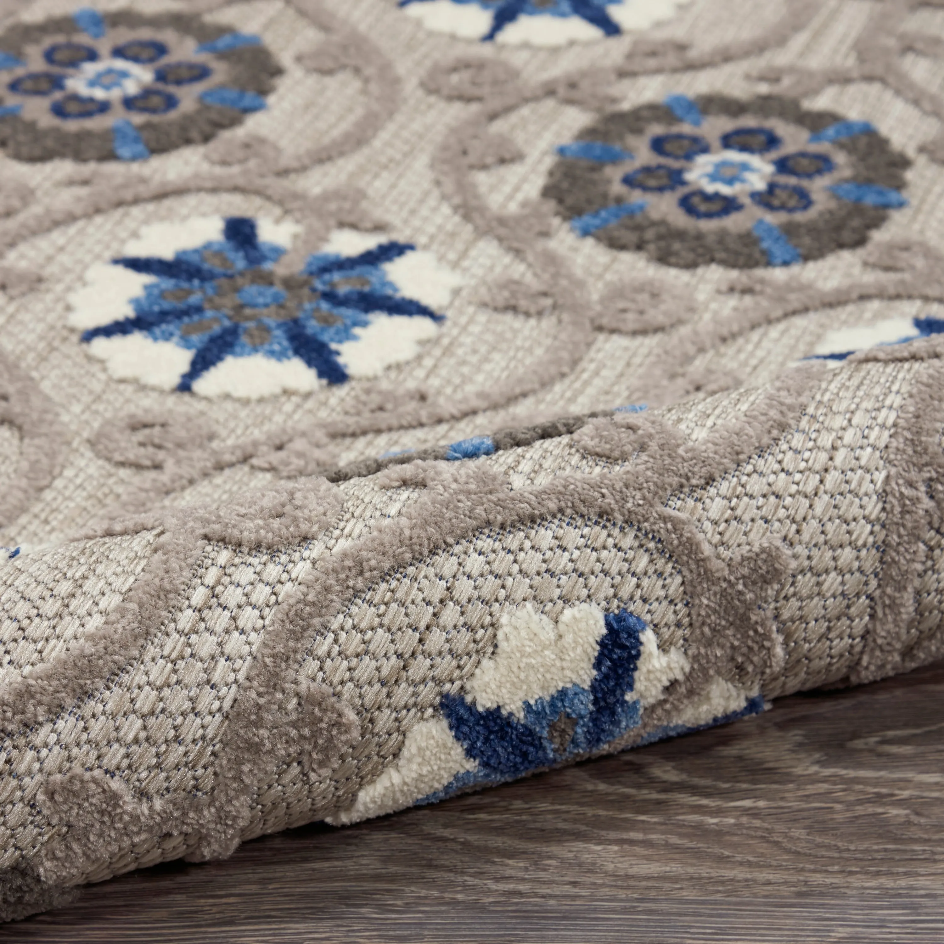 Lanikai Floral Indoor/ Outdoor Area Rug by Havenside Home